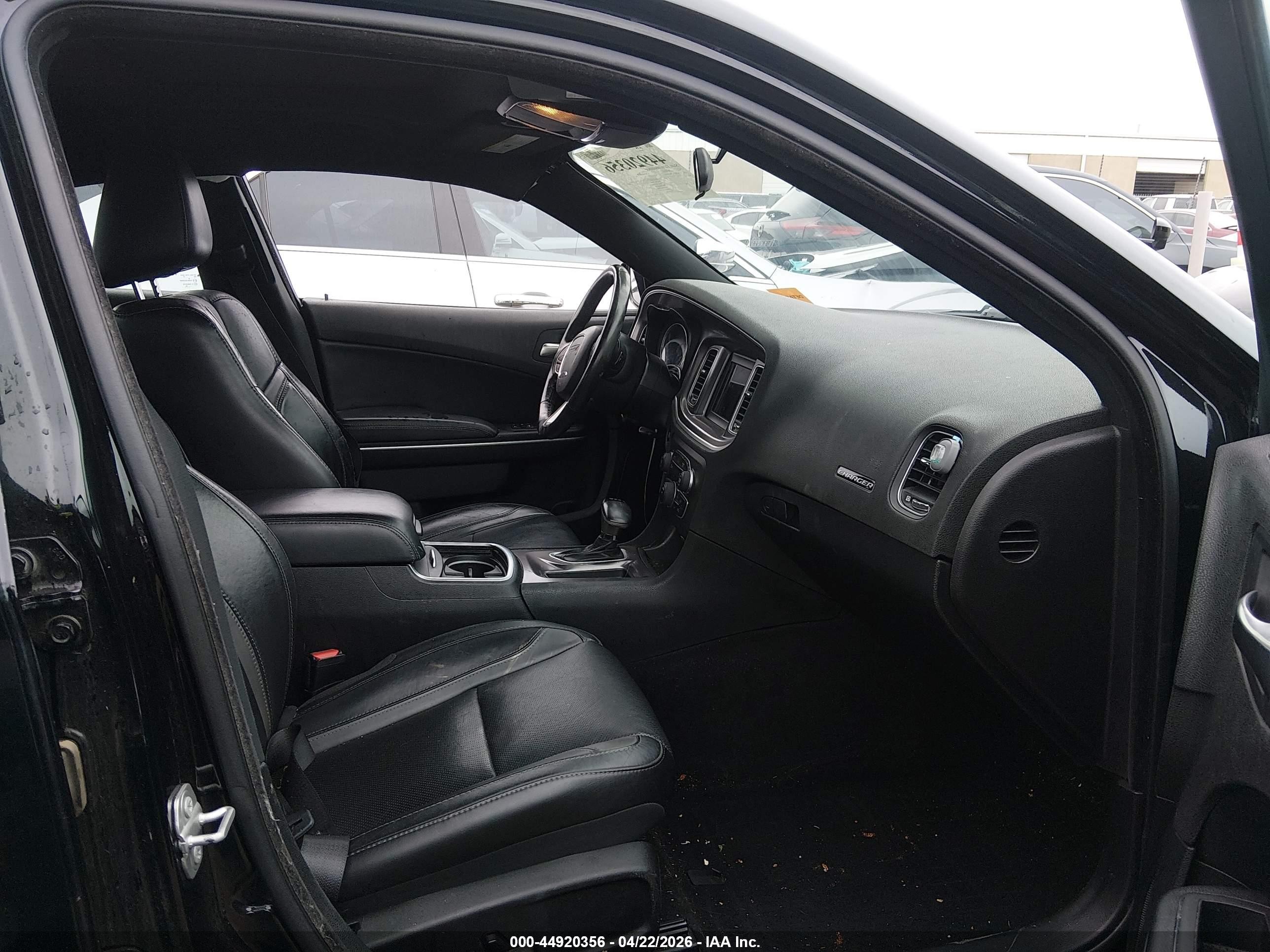 2022 Dodge Charger Sxt Rwd Black vin: 2C3CDXBG2NH152695