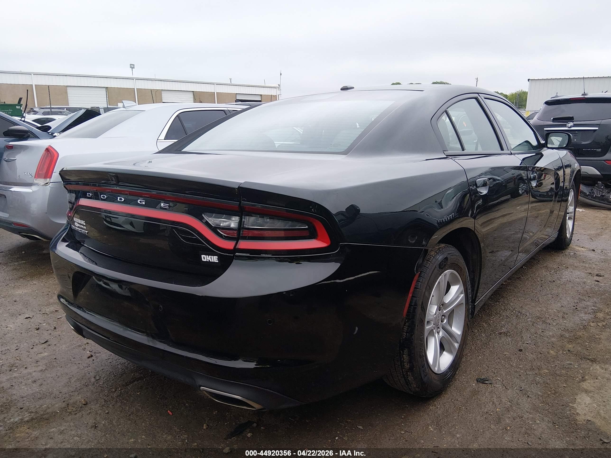 2022 Dodge Charger Sxt Rwd Black vin: 2C3CDXBG2NH152695