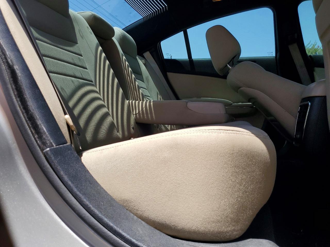2013 Dodge Charger Se Silver vin: 2C3CDXBG3DH643758