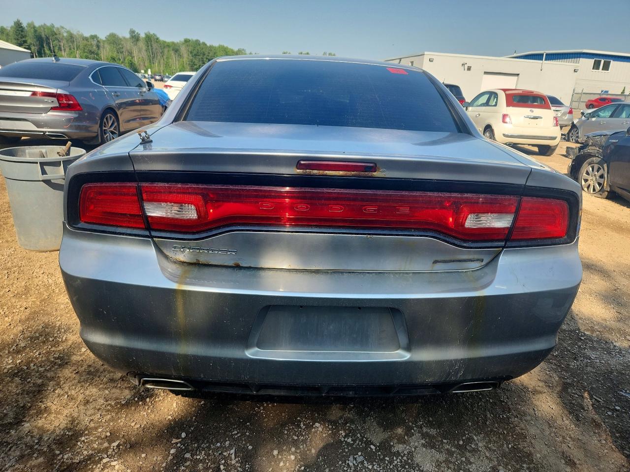 2014 Dodge Charger Se Серебряный vin: 2C3CDXBG3EH106454
