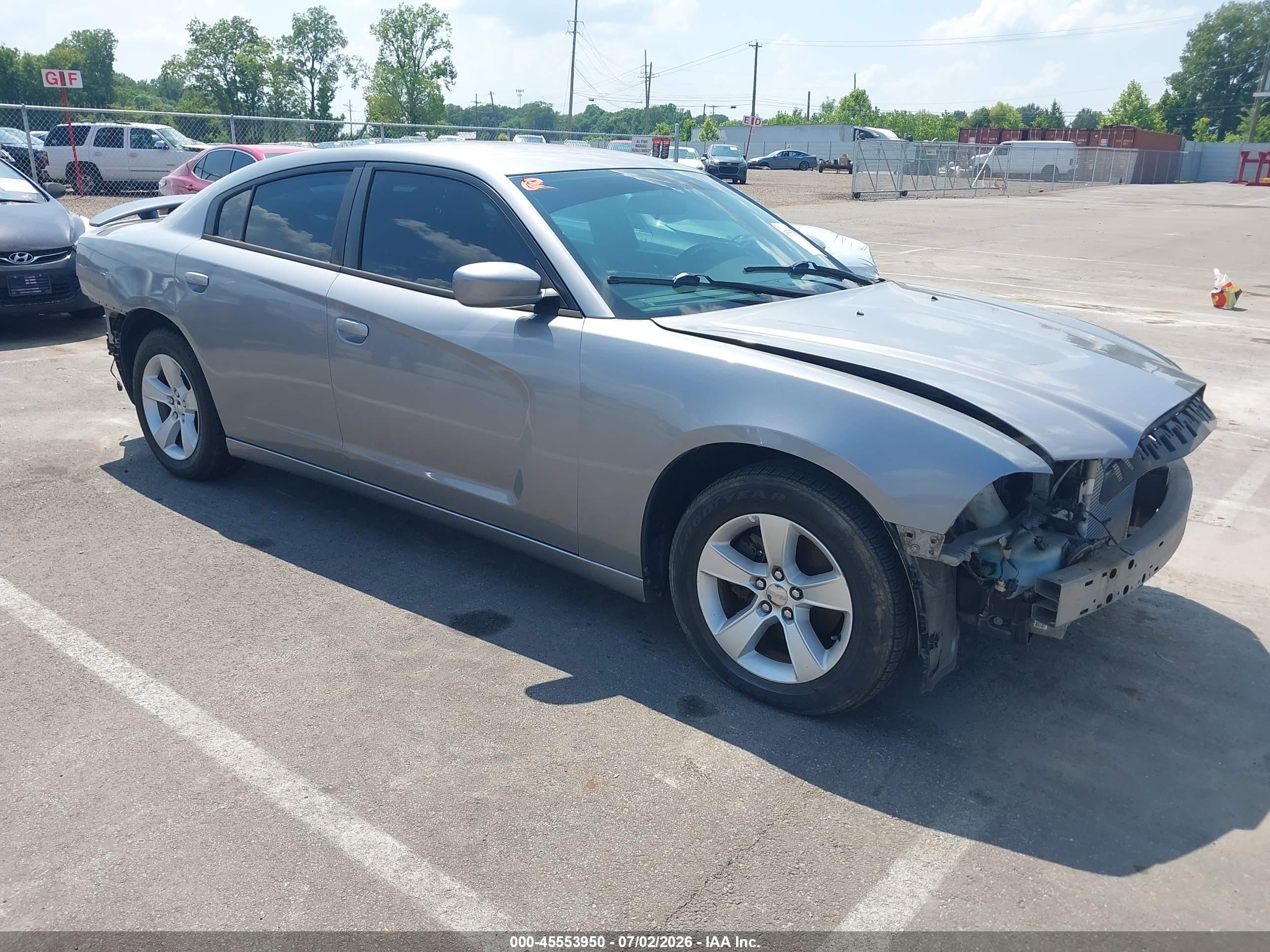 2014 Dodge Charger Se Серебряный vin: 2C3CDXBG3EH174883