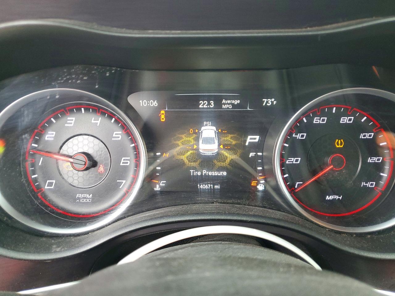 2015 Dodge Charger Se Серебряный vin: 2C3CDXBG3FH725895