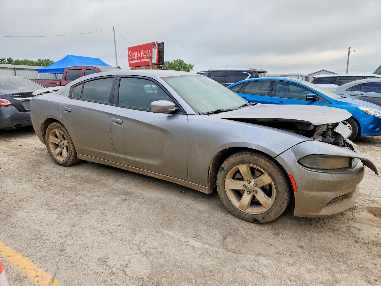 2015 Dodge Charger Se Серебряный vin: 2C3CDXBG3FH725895