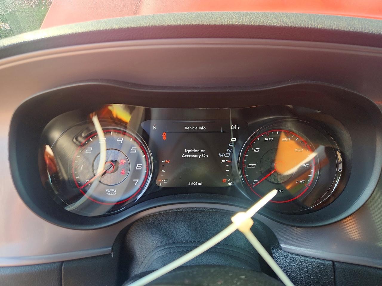 2023 Dodge Charger Sxt Orange vin: 2C3CDXBG3PH623238
