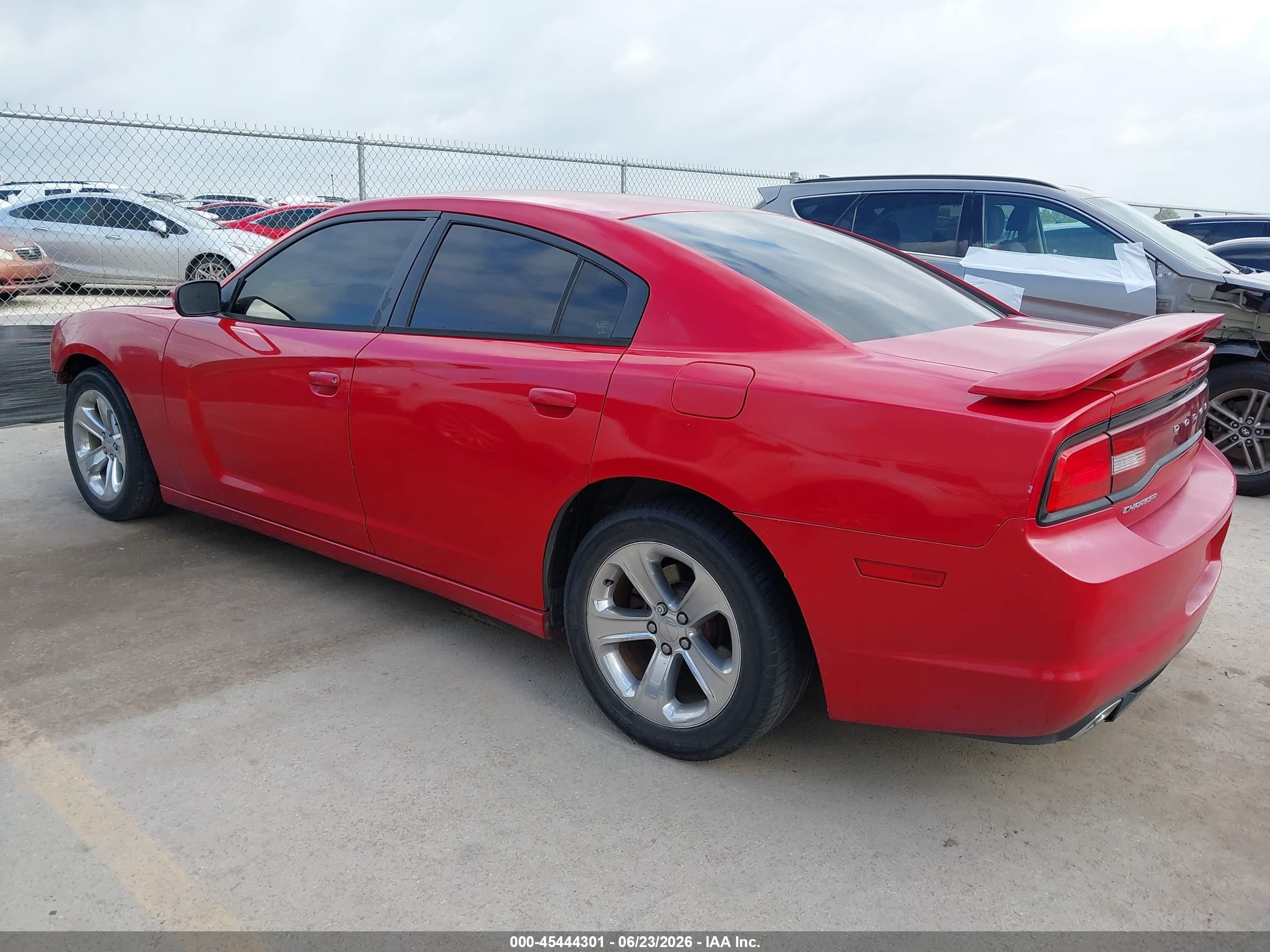 2013 Dodge Charger Se Red vin: 2C3CDXBG4DH512631