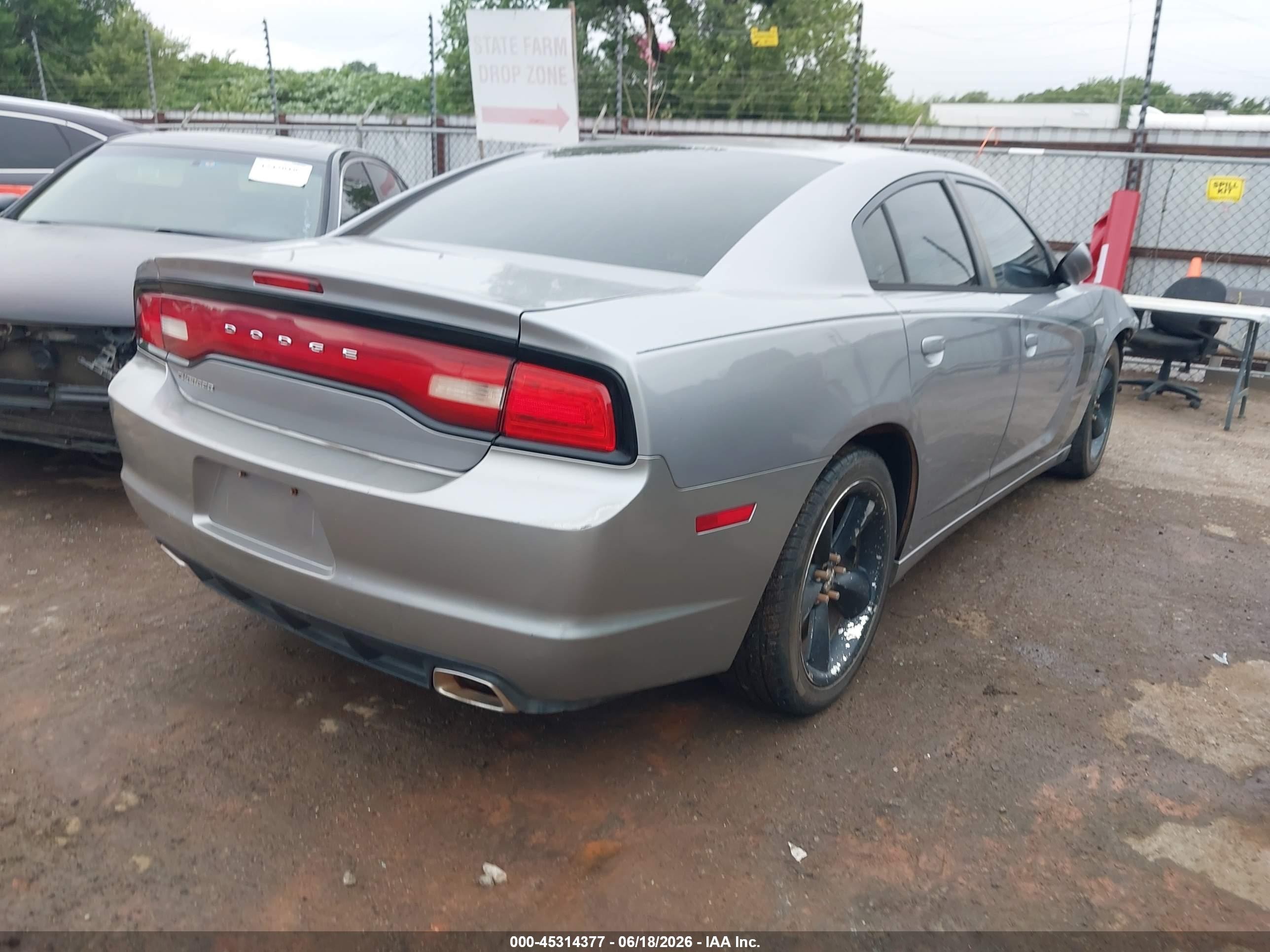 2013 Dodge Charger Se Silver vin: 2C3CDXBG4DH570352