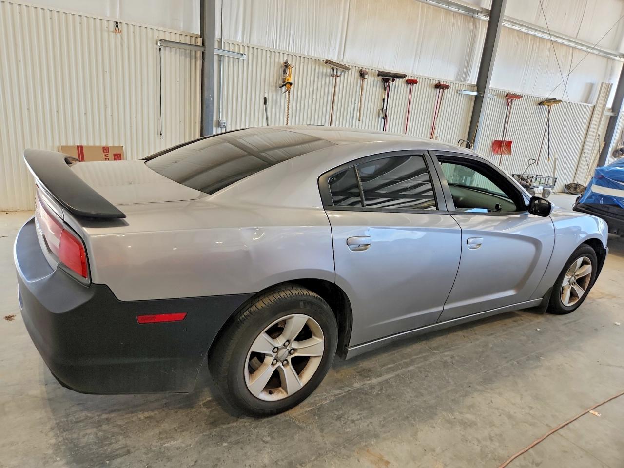 2014 Dodge Charger Se Серебряный vin: 2C3CDXBG4EH265368