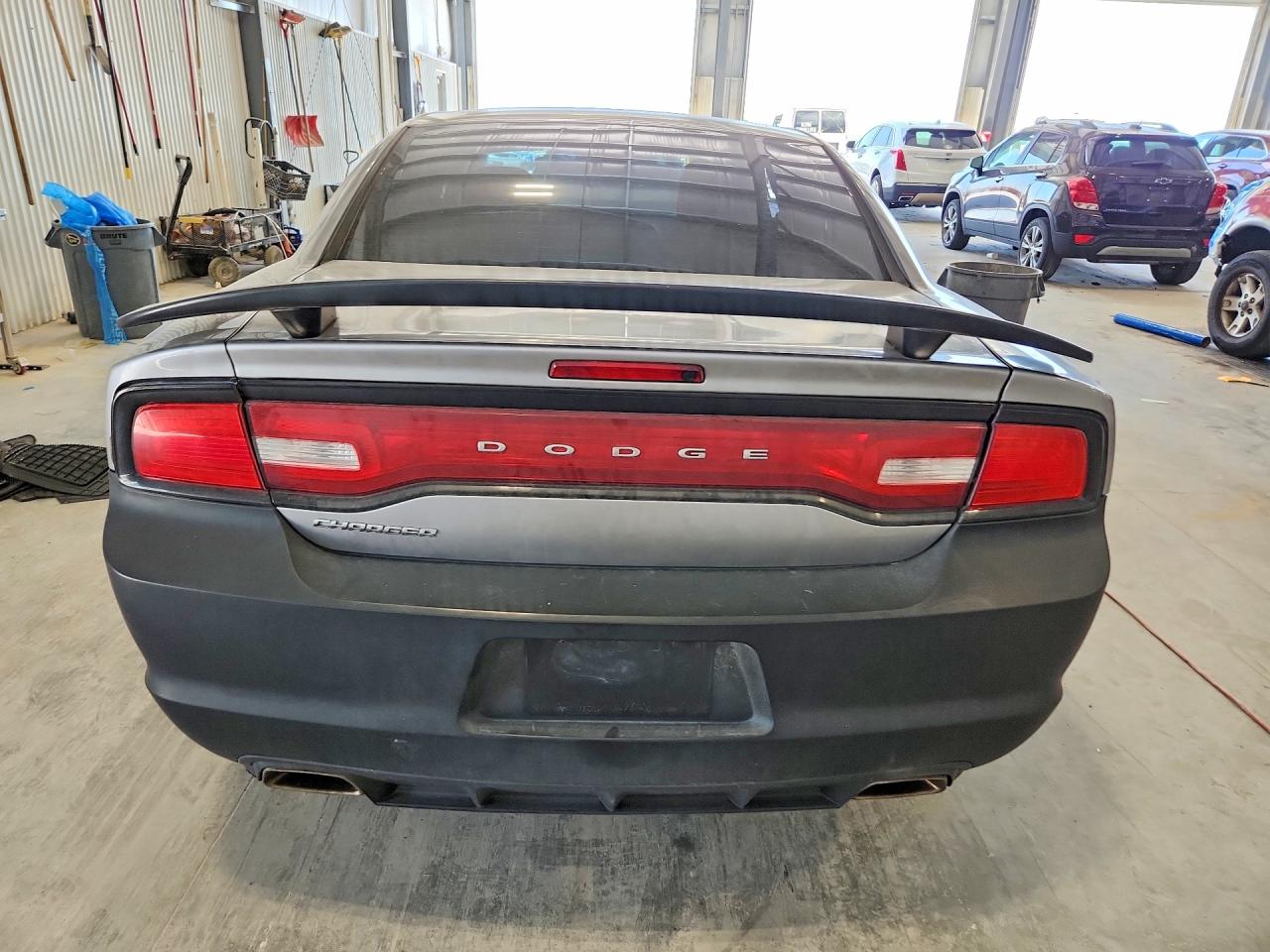 2014 Dodge Charger Se Серебряный vin: 2C3CDXBG4EH265368