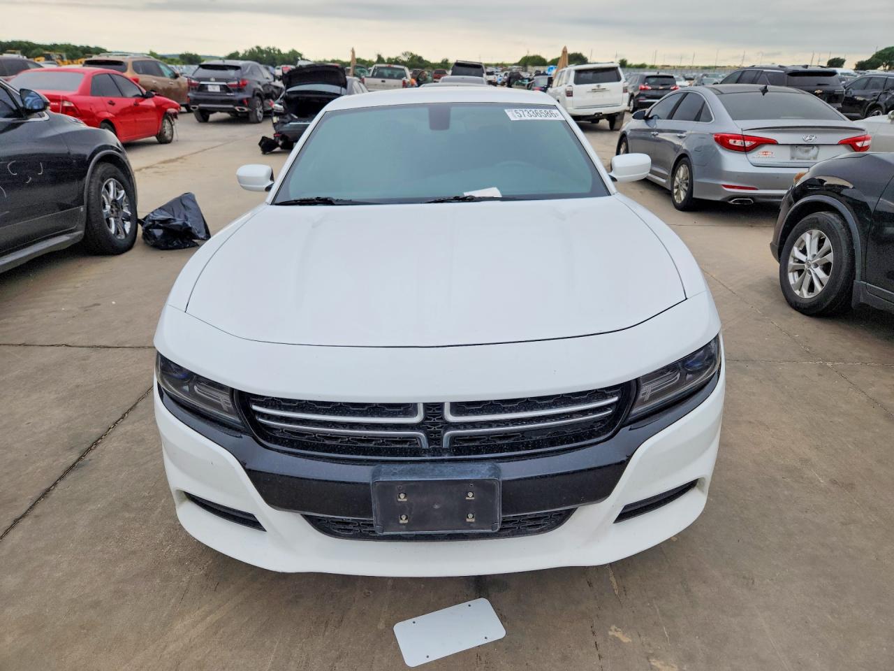 2017 Dodge Charger Se Белый vin: 2C3CDXBG4HH628630