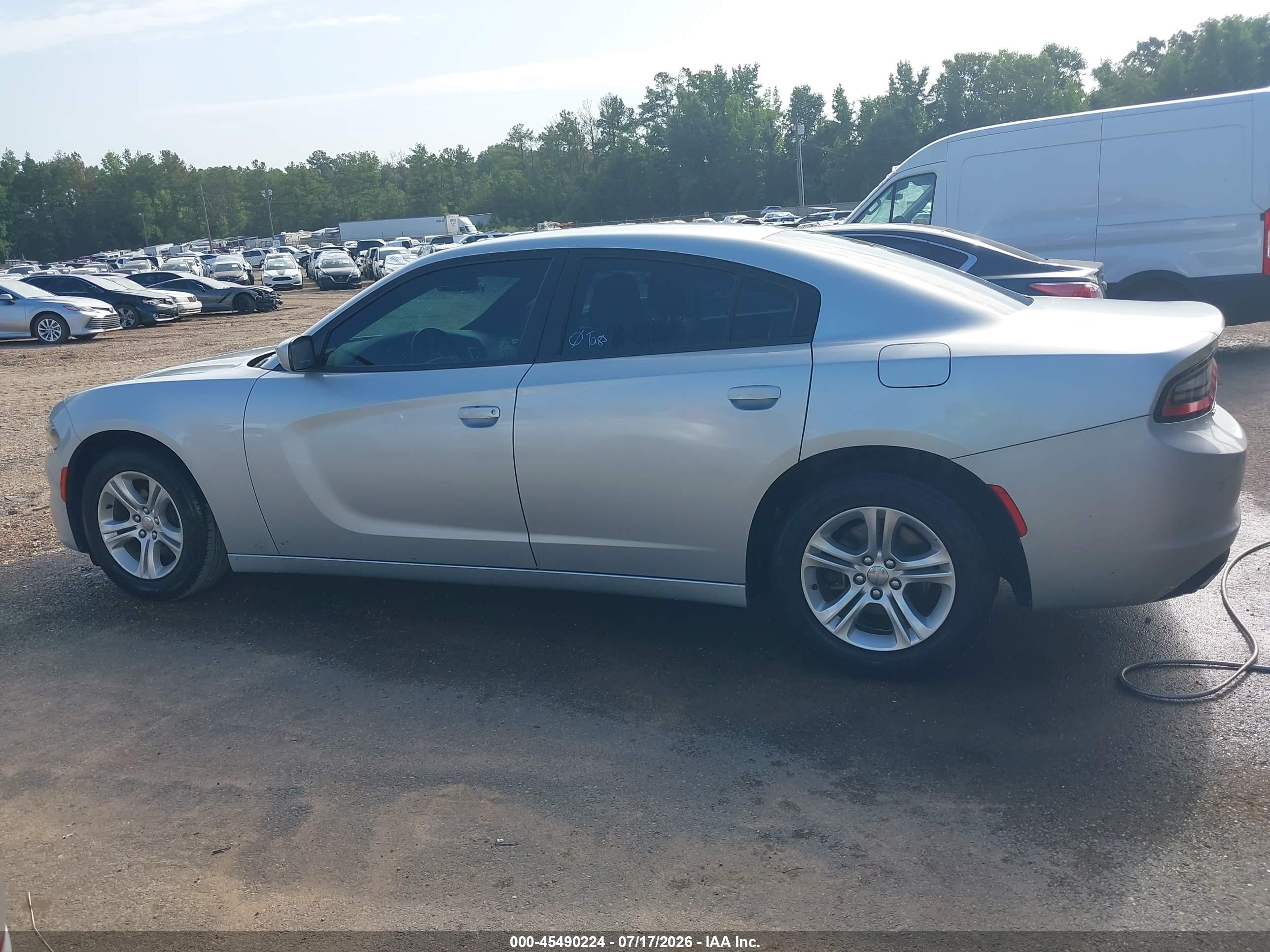 2020 Dodge Charger Sxt Rwd Silver vin: 2C3CDXBG4LH190104
