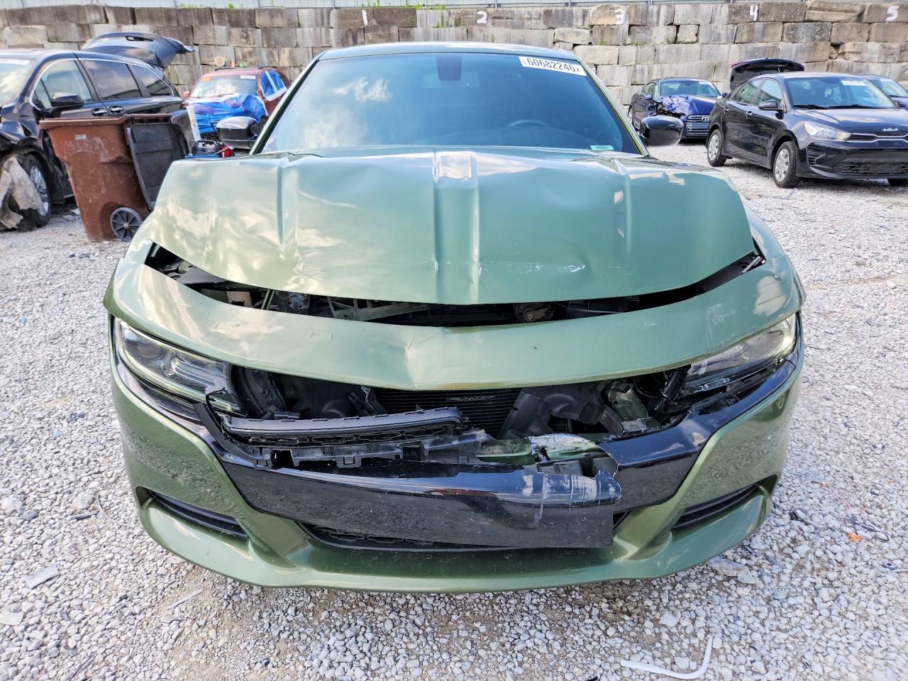 2021 Dodge Charger Sxt Зеленый vin: 2C3CDXBG4MH562428