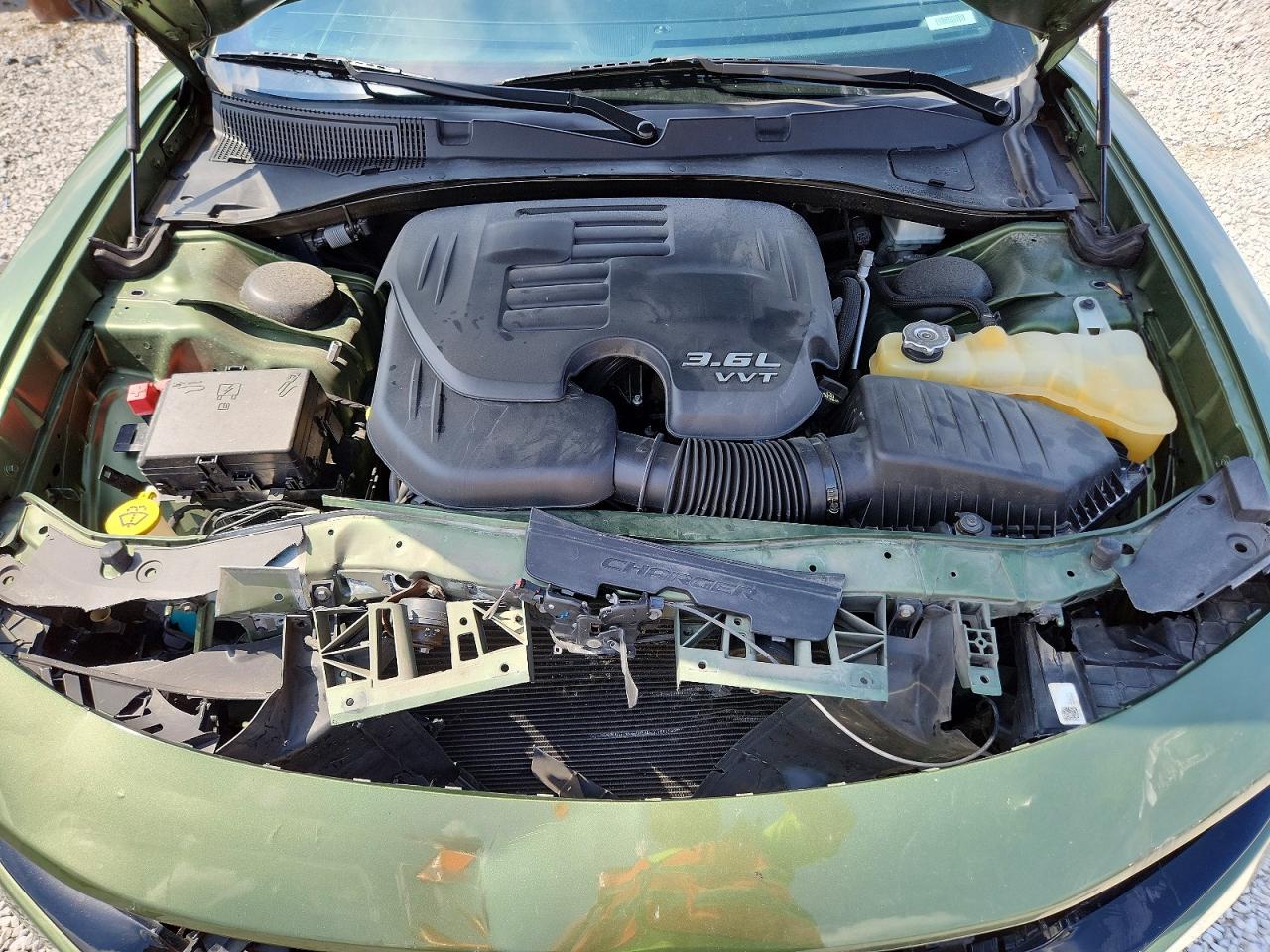 2021 Dodge Charger Sxt Зеленый vin: 2C3CDXBG4MH562428