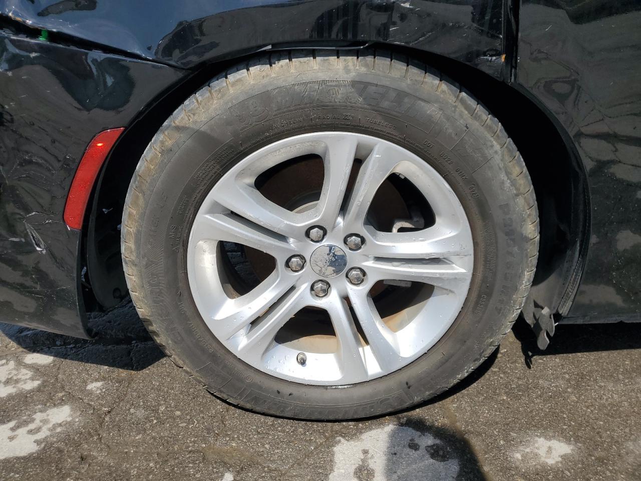 2023 Dodge Charger Sxt Black vin: 2C3CDXBG4PH563714 Damage: Right Rear Tire, Worn, Replacement Required