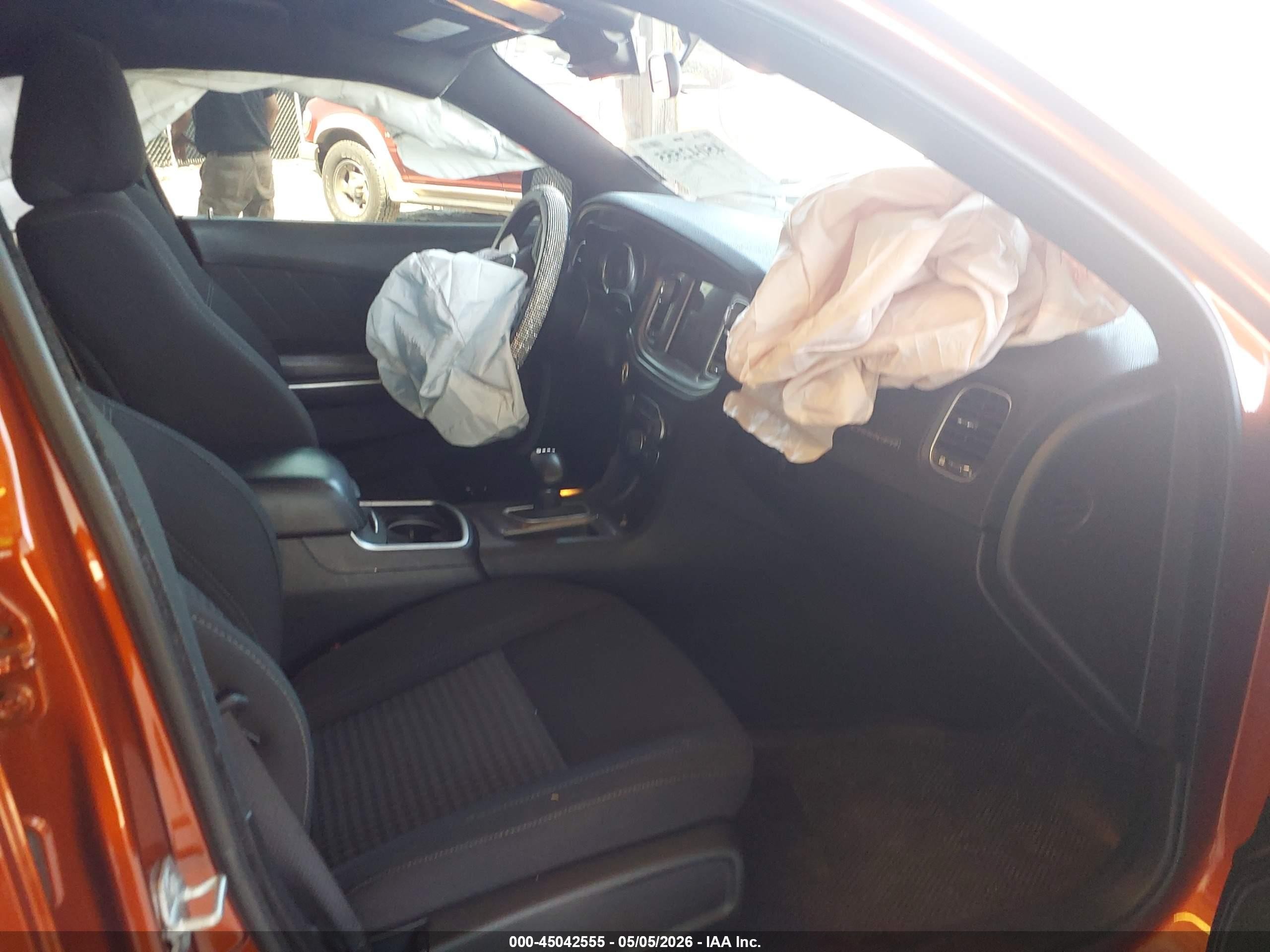 2023 Dodge Charger Sxt Orange vin: 2C3CDXBG4PH647516