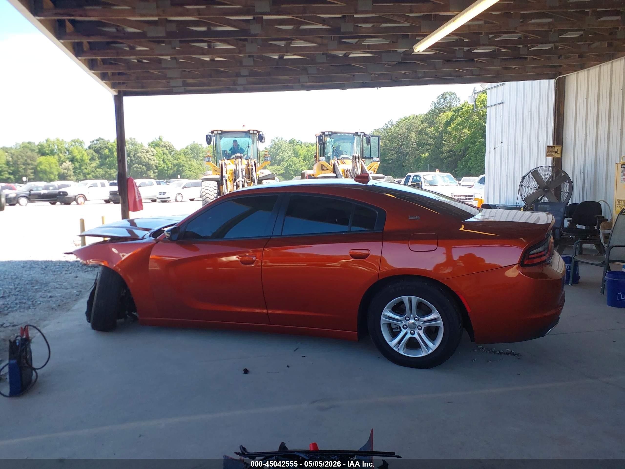 2023 Dodge Charger Sxt Orange vin: 2C3CDXBG4PH647516