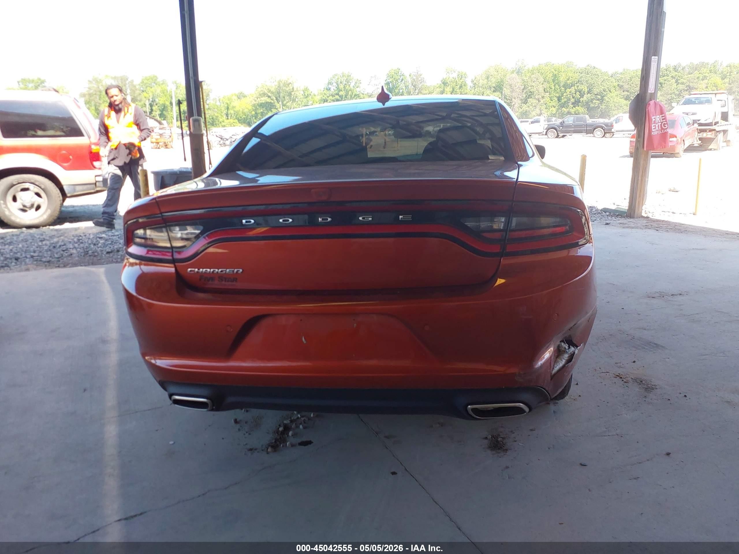 2023 Dodge Charger Sxt Orange vin: 2C3CDXBG4PH647516