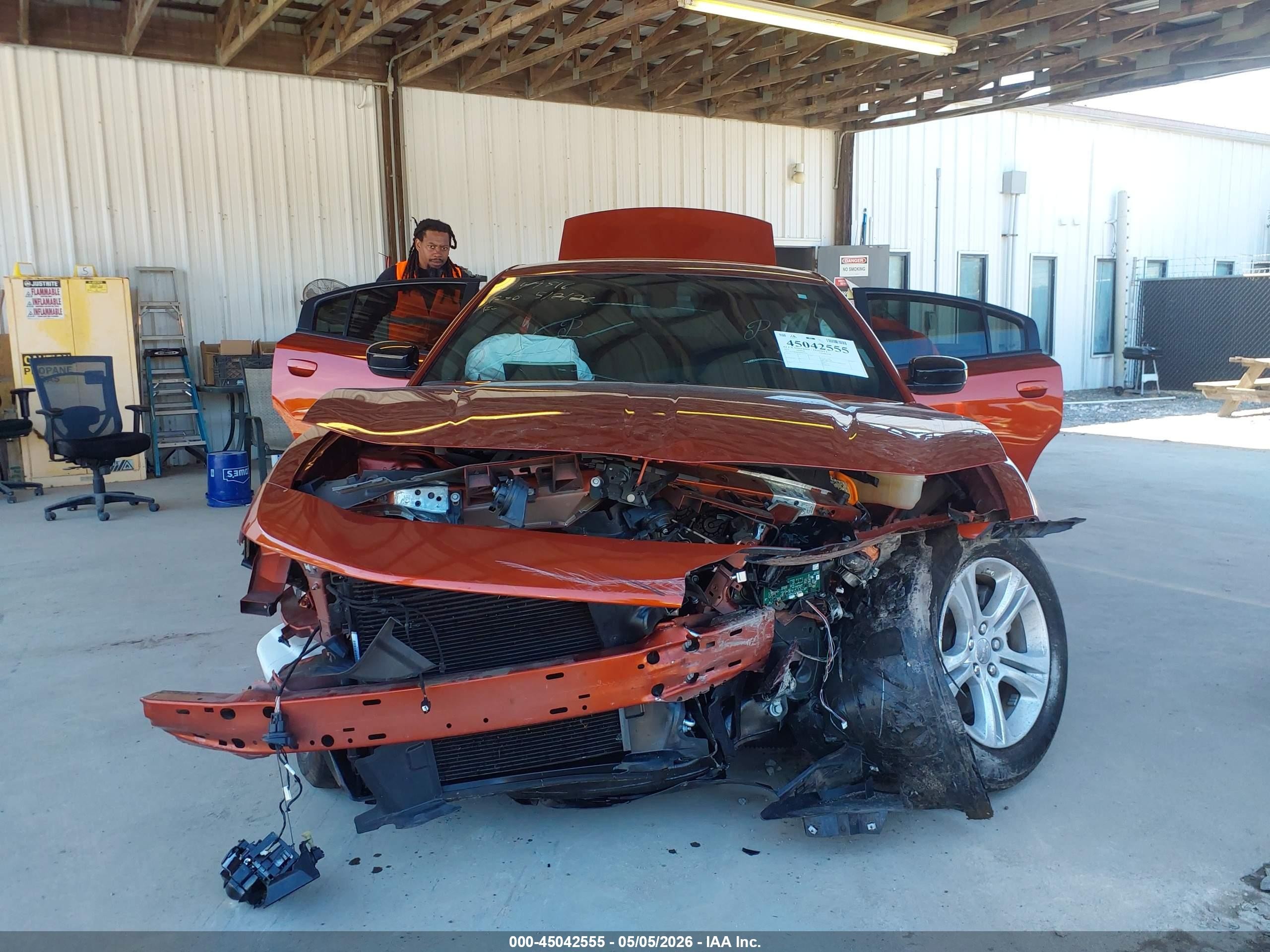2023 Dodge Charger Sxt Orange vin: 2C3CDXBG4PH647516