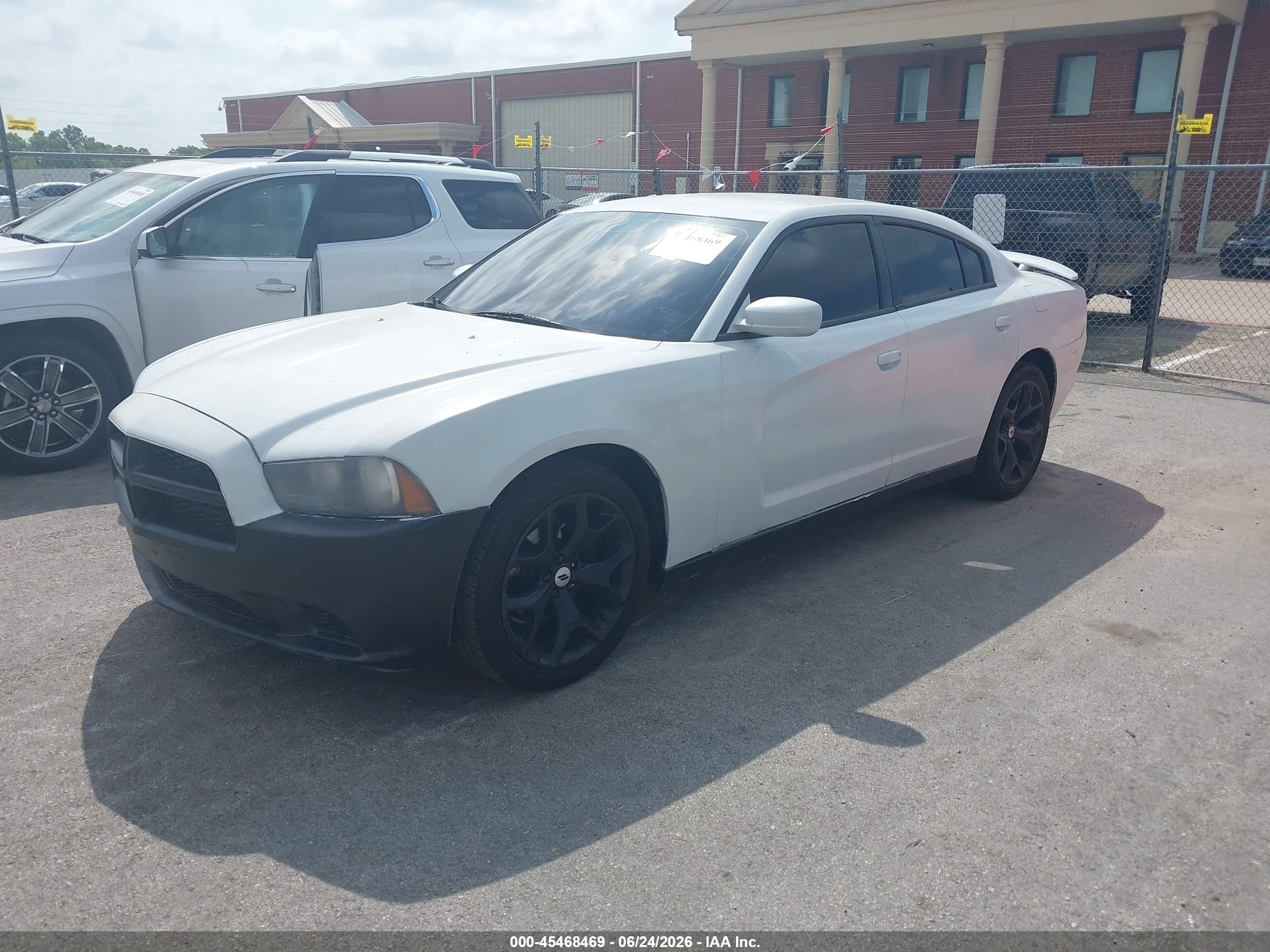 2013 Dodge Charger Se Белый vin: 2C3CDXBG5DH640456