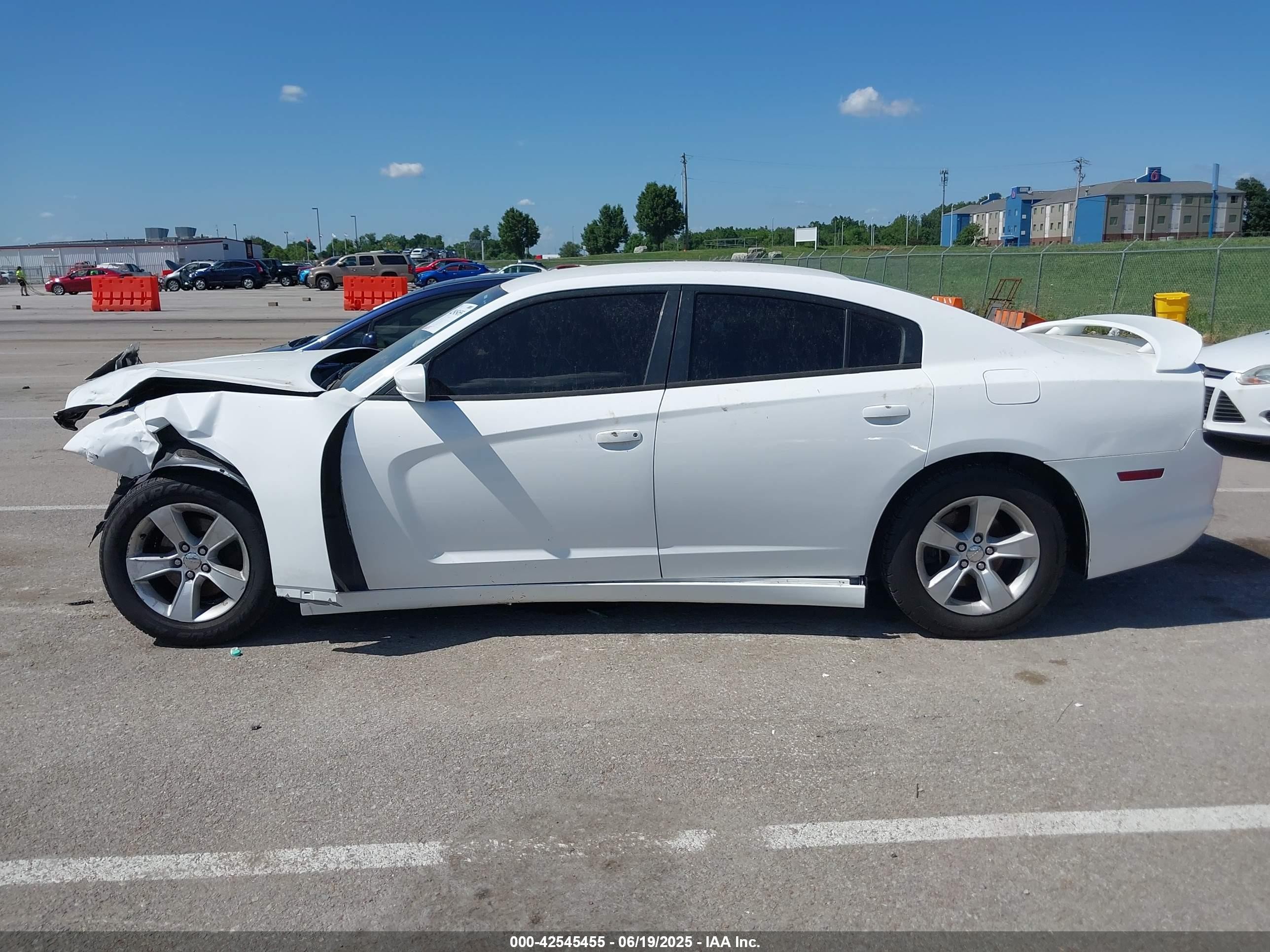 2014 Dodge Charger Se White vin: 2C3CDXBG5EH145580