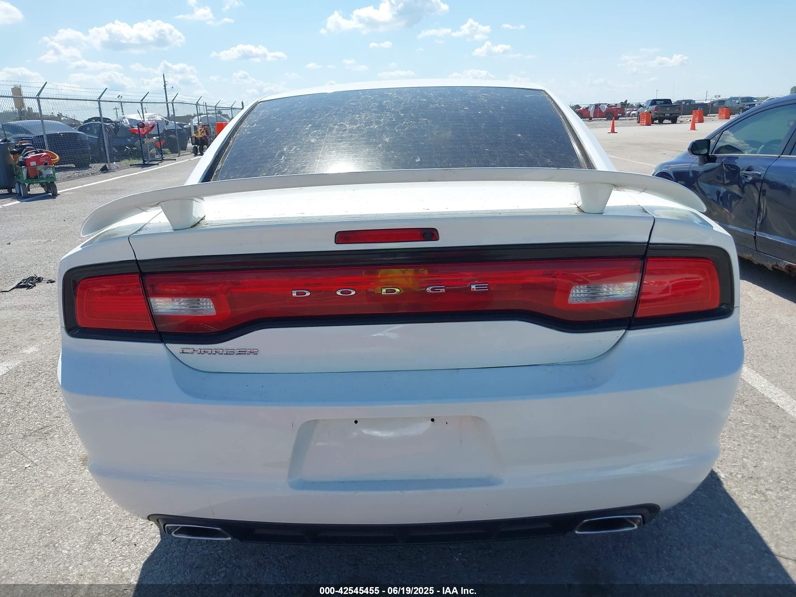 2014 Dodge Charger Se White vin: 2C3CDXBG5EH145580