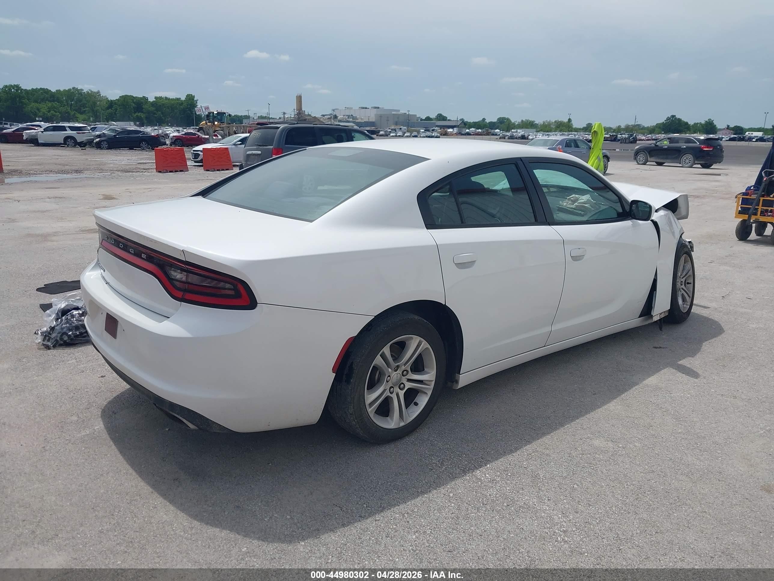 2015 Dodge Charger Se White vin: 2C3CDXBG5FH925287