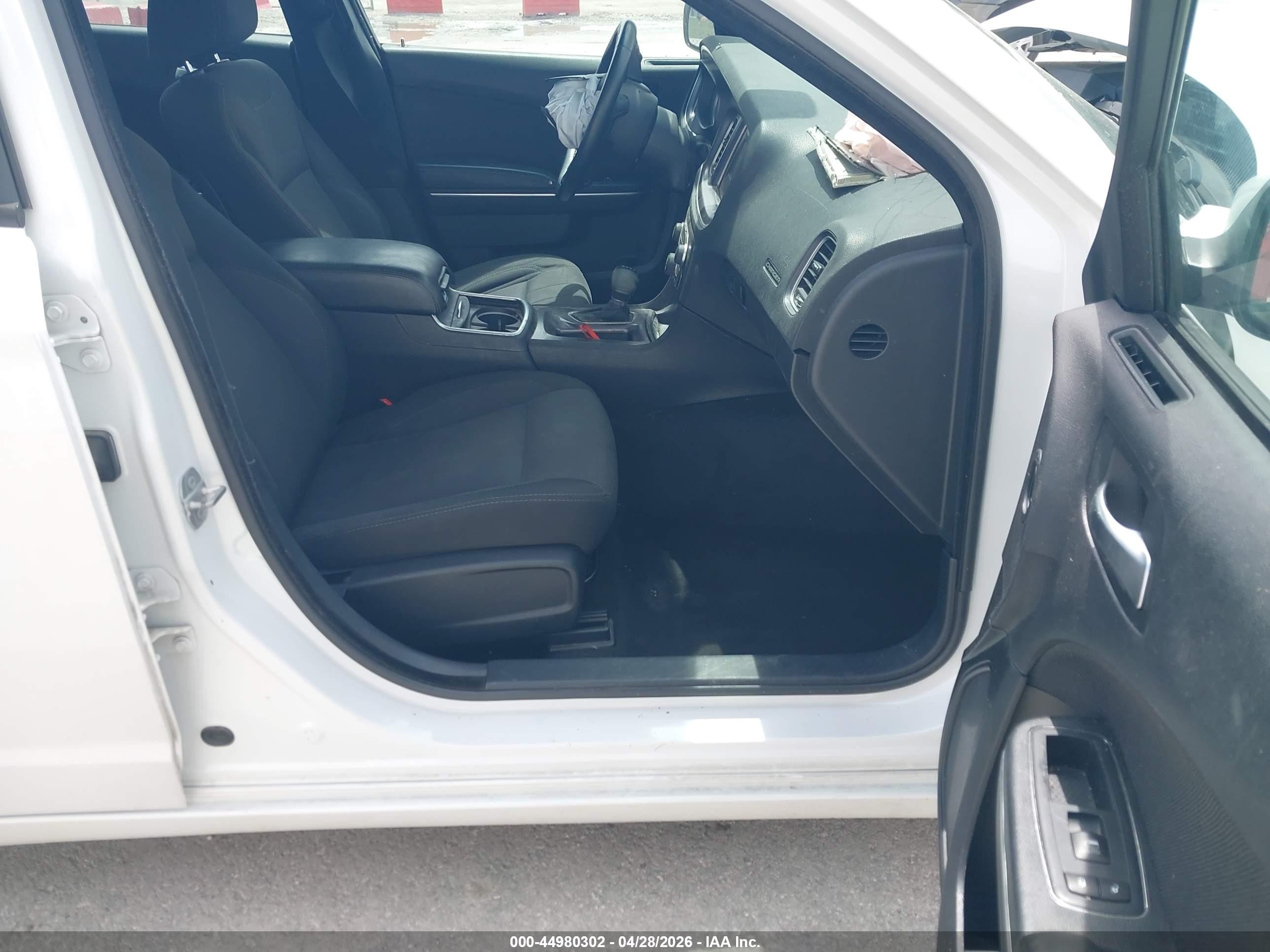 2015 Dodge Charger Se White vin: 2C3CDXBG5FH925287