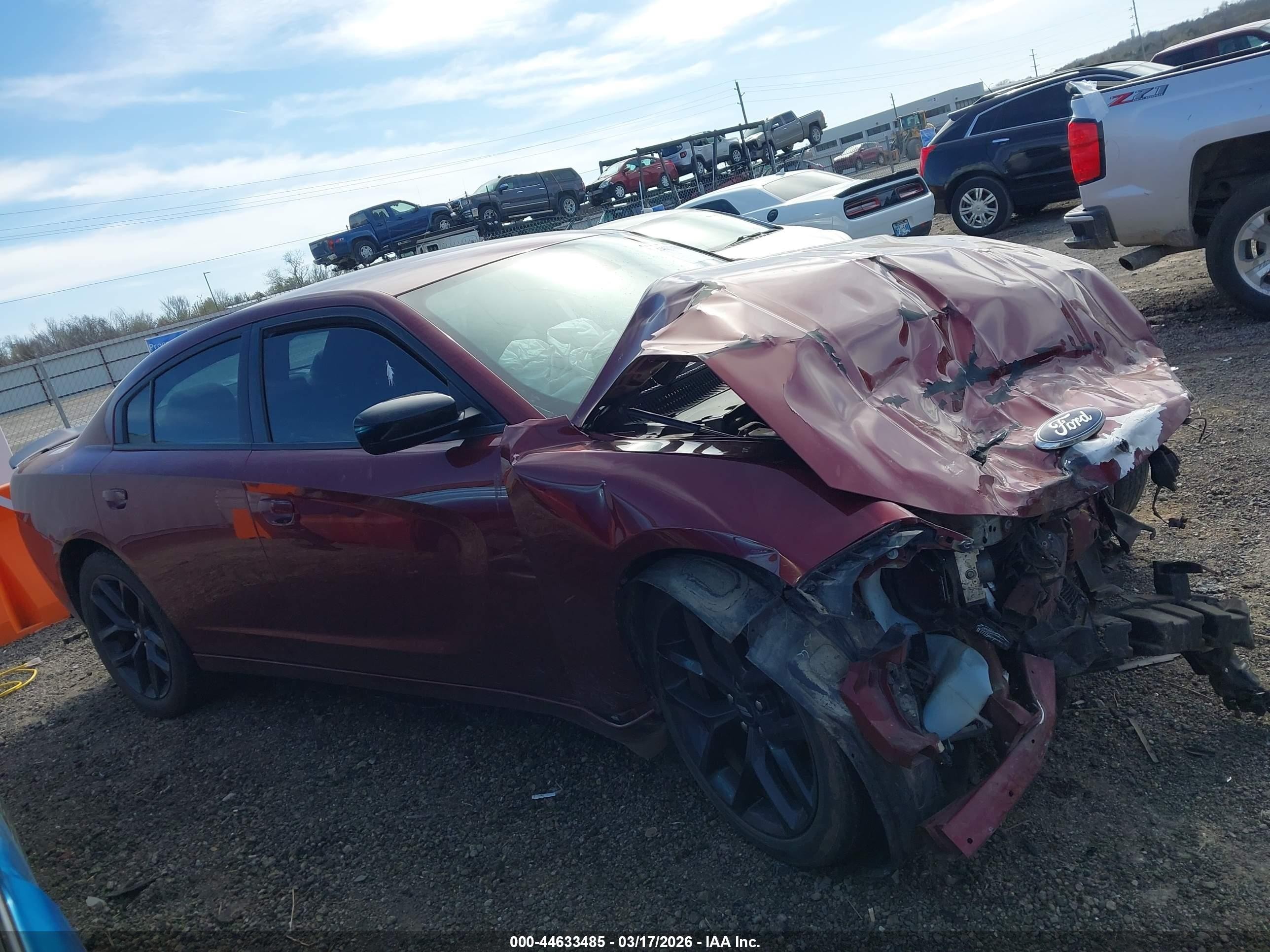 2019 Dodge Charger Sxt Rwd Burgundy vin: 2C3CDXBG5KH726055