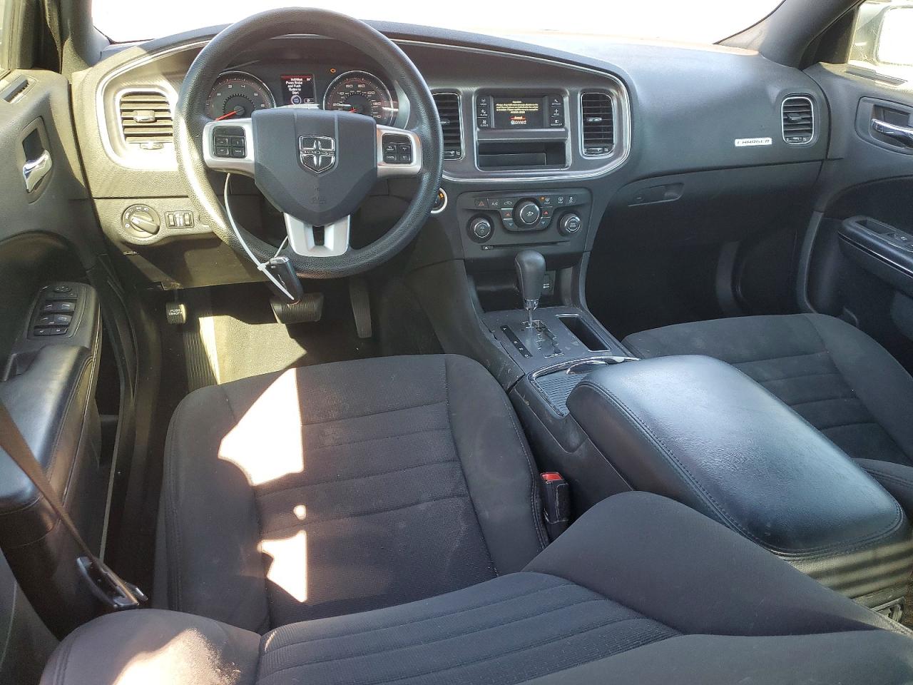 2014 Dodge Charger Se Серебряный vin: 2C3CDXBG6EH174621