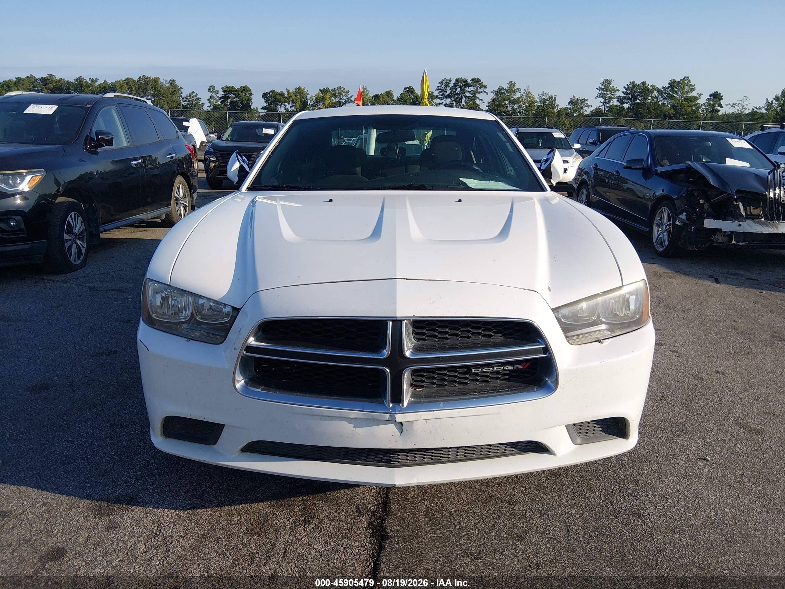 2014 Dodge Charger Se Белый vin: 2C3CDXBG6EH185120