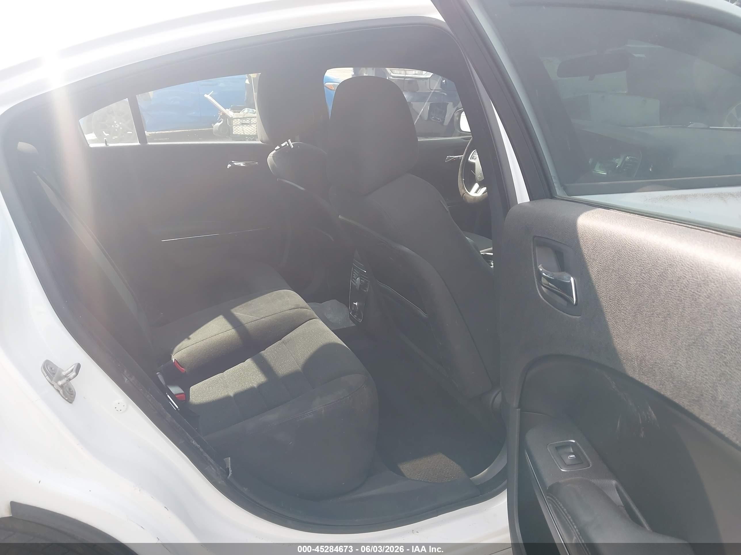 2014 Dodge Charger Se Белый vin: 2C3CDXBG6EH312156