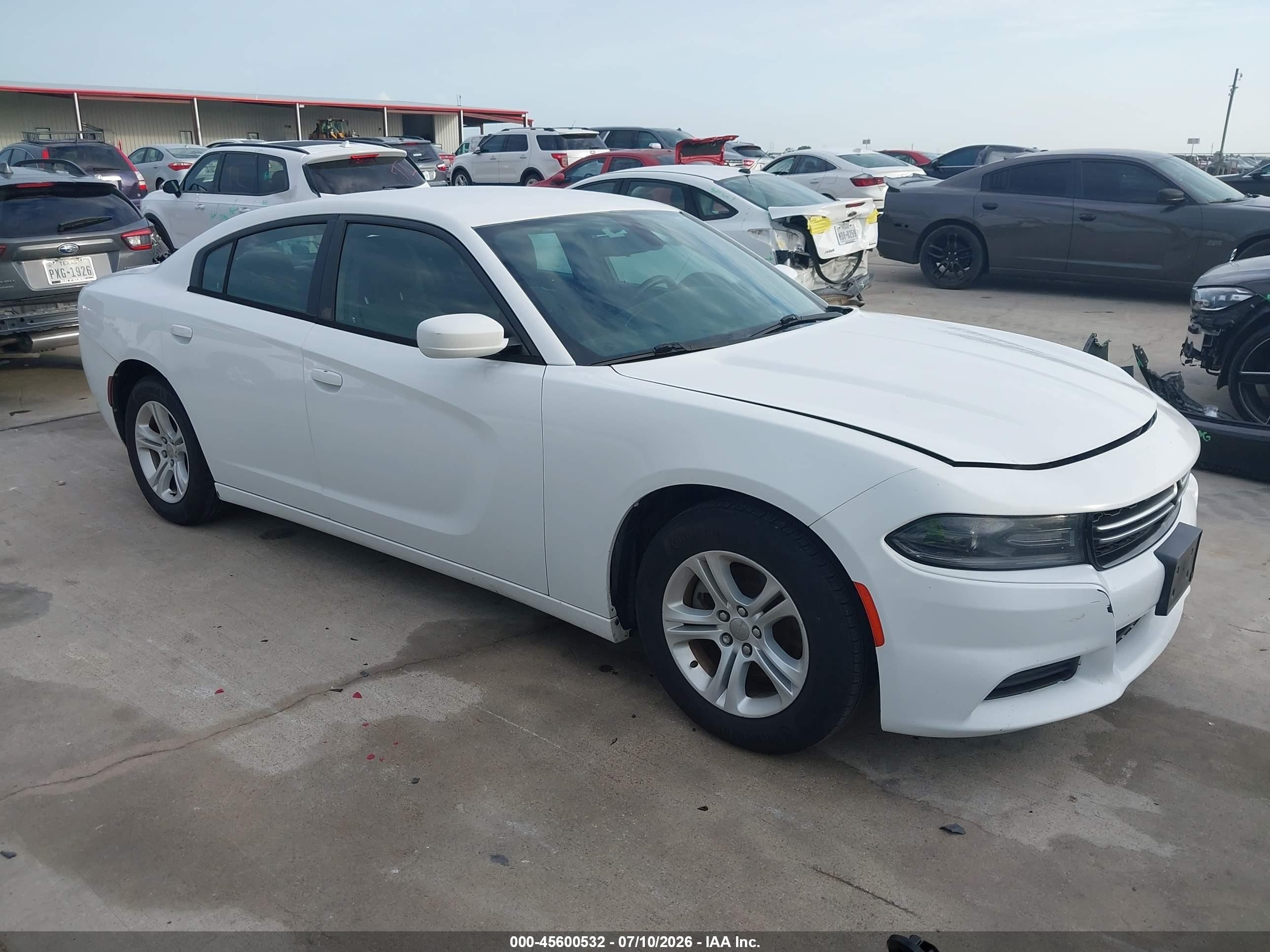 2015 Dodge Charger Se Белый vin: 2C3CDXBG6FH790207