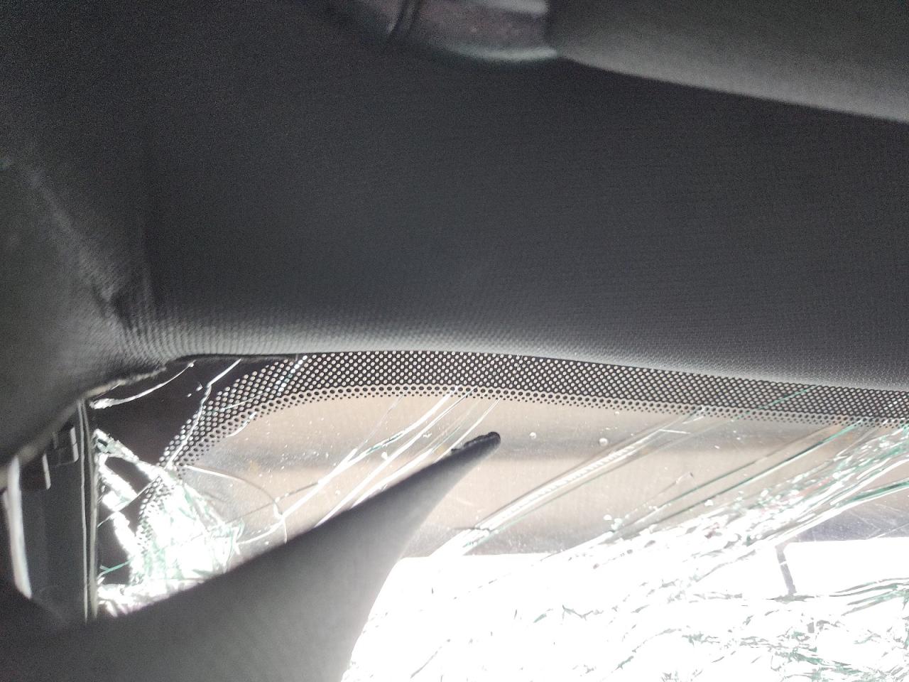2022 Dodge Charger Sxt Gray vin: 2C3CDXBG6NH197445 Damage: Windshield, Broken, Replacement Required