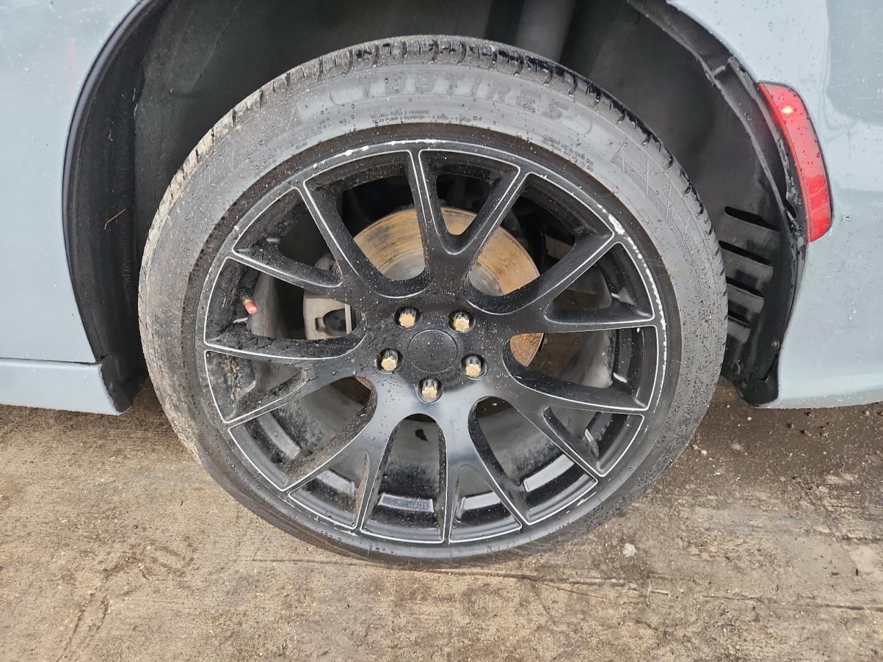 2022 Dodge Charger Sxt Gray vin: 2C3CDXBG6NH197445 Damage: Left Rear Wheel, Curb Rash, > 12 Inches