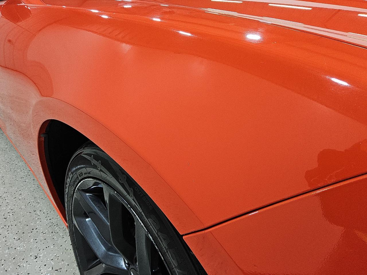 2022 Dodge Charger Sxt Red vin: 2C3CDXBG6NH204698 Damage: Right Front Fender, Dent(S) W/ Paint Dmg, 1 To 2 Inches