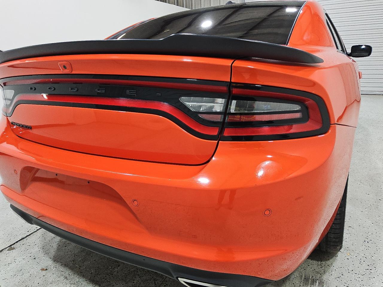 2022 Dodge Charger Sxt Red vin: 2C3CDXBG6NH204698 Damage: Rear Bumper, Previous Repair, Substandard Repair