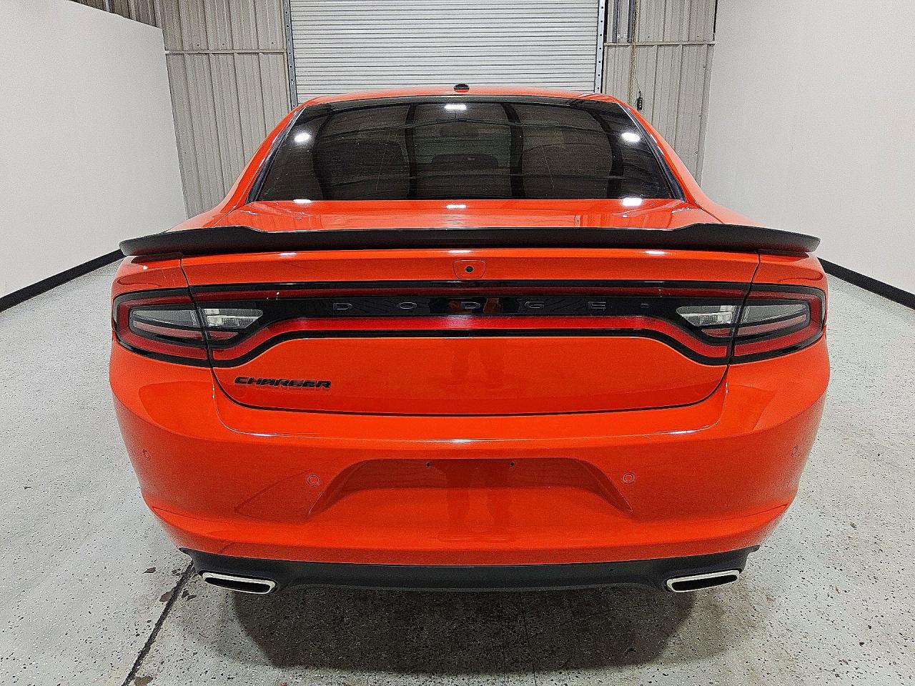 2022 Dodge Charger Sxt Red vin: 2C3CDXBG6NH204698