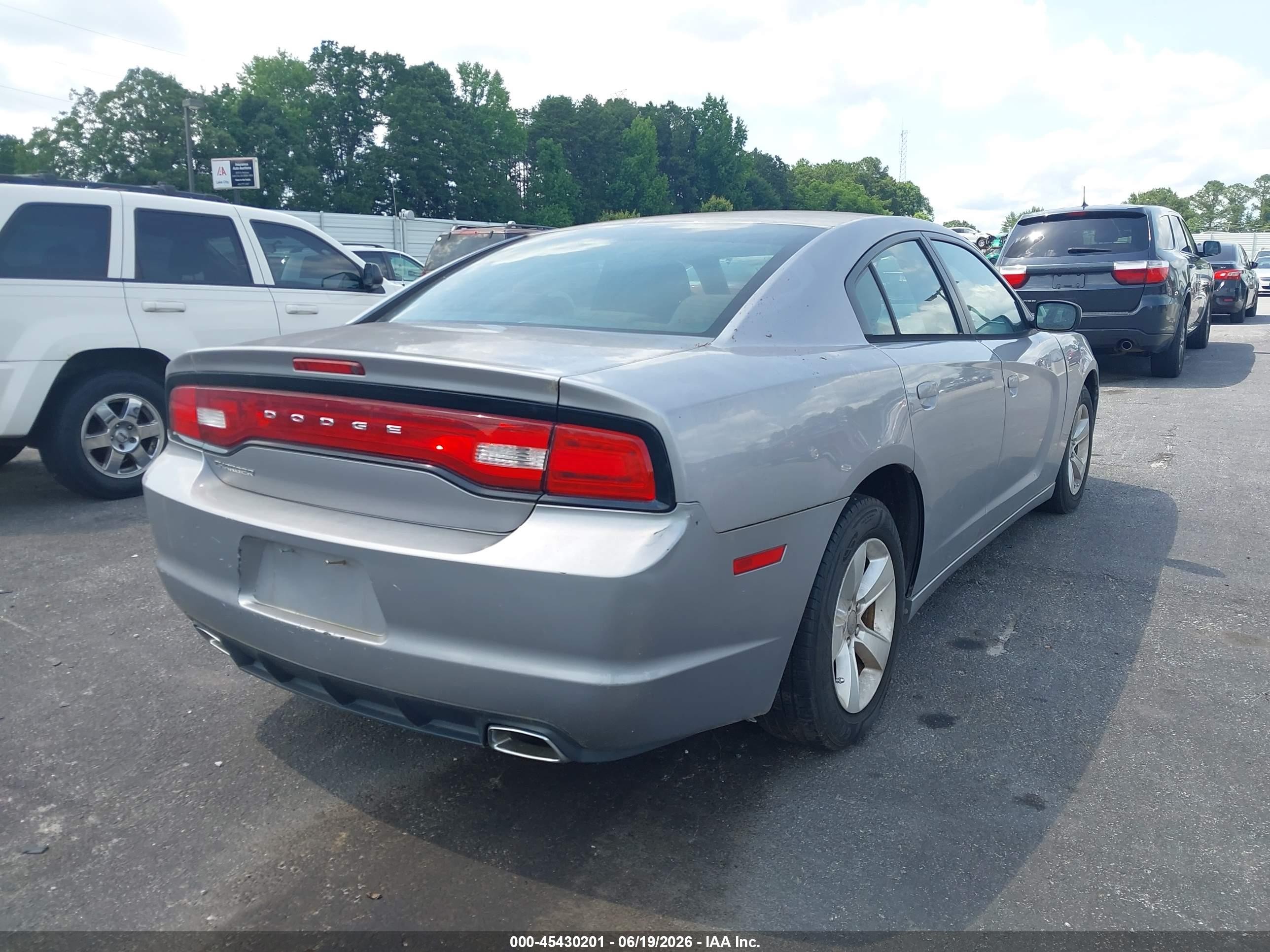 2013 Dodge Charger Se Silver vin: 2C3CDXBG7DH689741