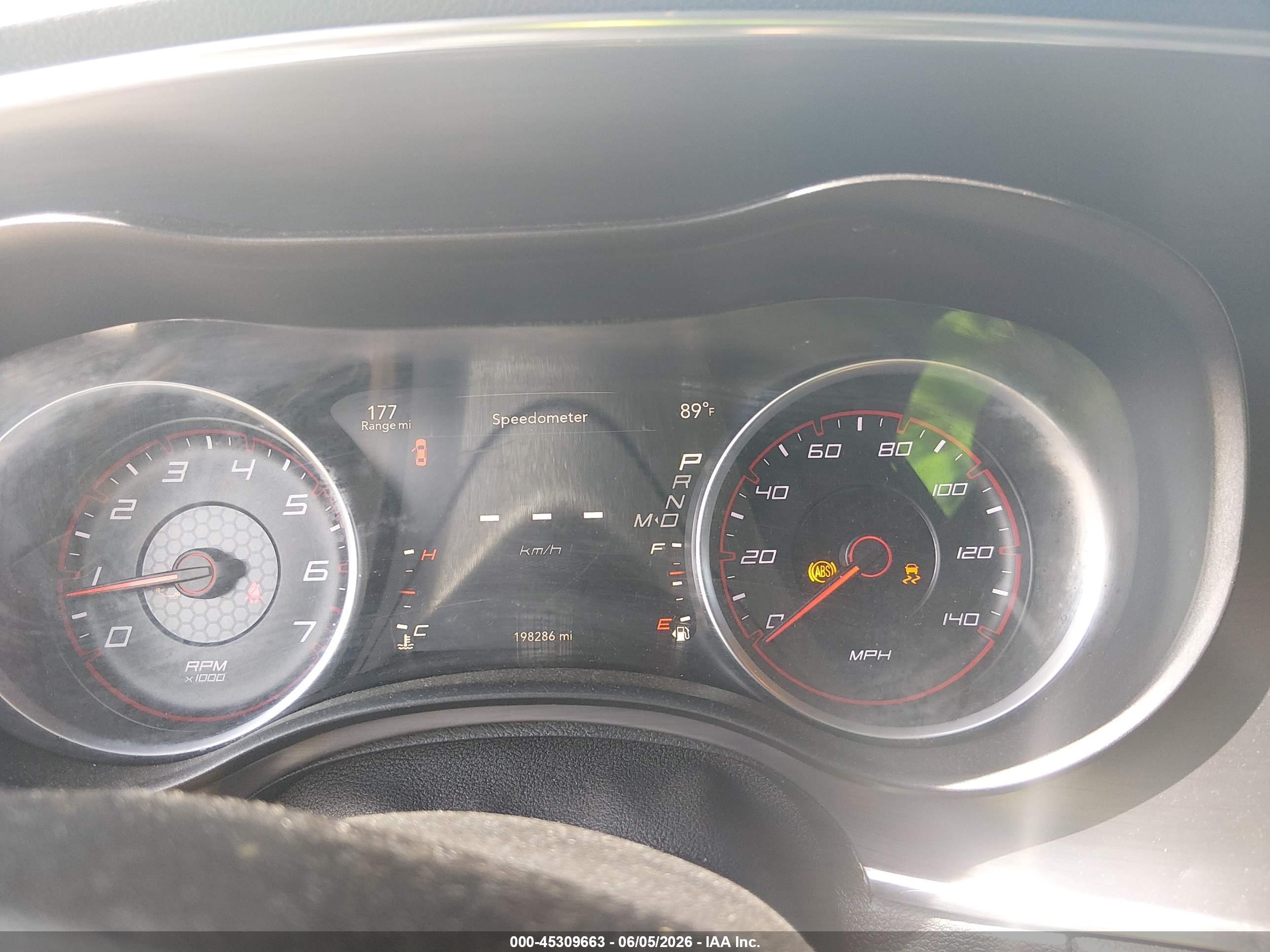 2015 Dodge Charger Se Серый vin: 2C3CDXBG7FH768247