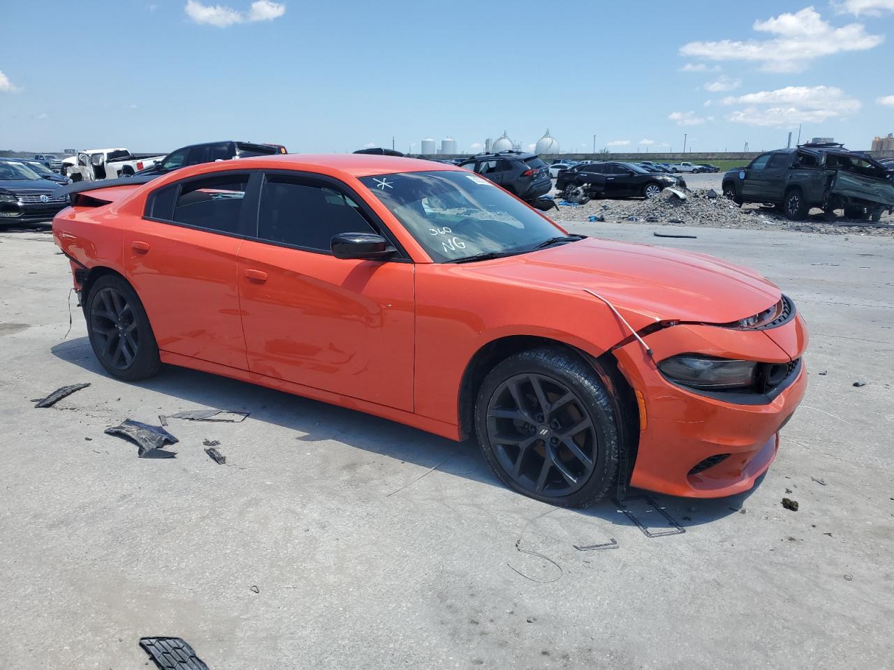 2020 Dodge Charger Sxt Orange vin: 2C3CDXBG7LH228537