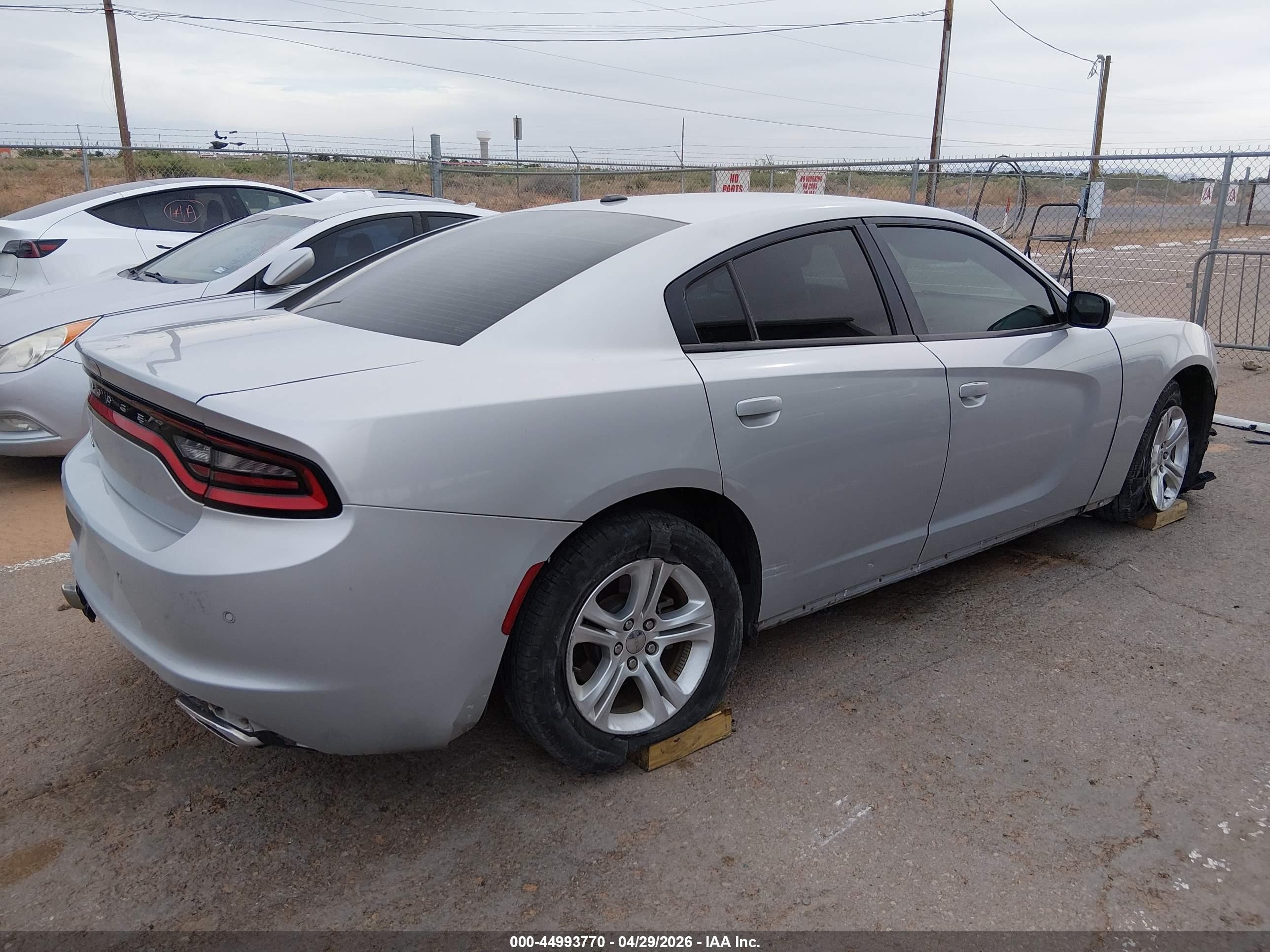 2021 Dodge Charger Sxt Rwd Silver vin: 2C3CDXBG7MH632181