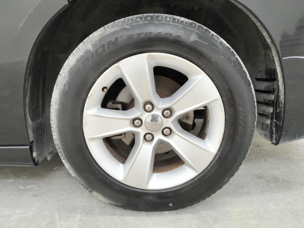 2013 Dodge Charger Se Black vin: 2C3CDXBG8DH684631 Damage: Left Rear Wheel, Curb Rash, 3 To 4 Inches