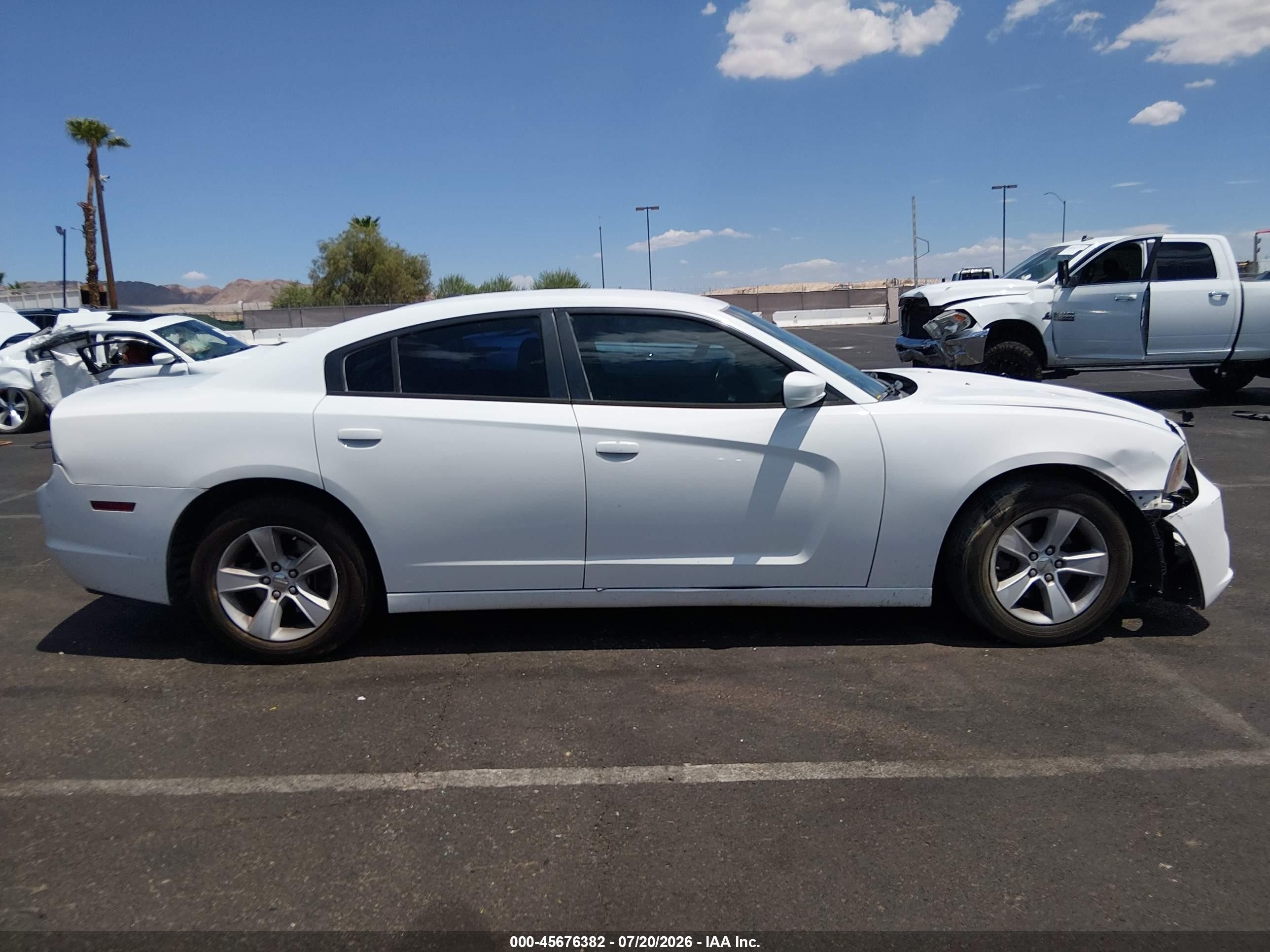 2014 Dodge Charger Se White vin: 2C3CDXBG8EH220451