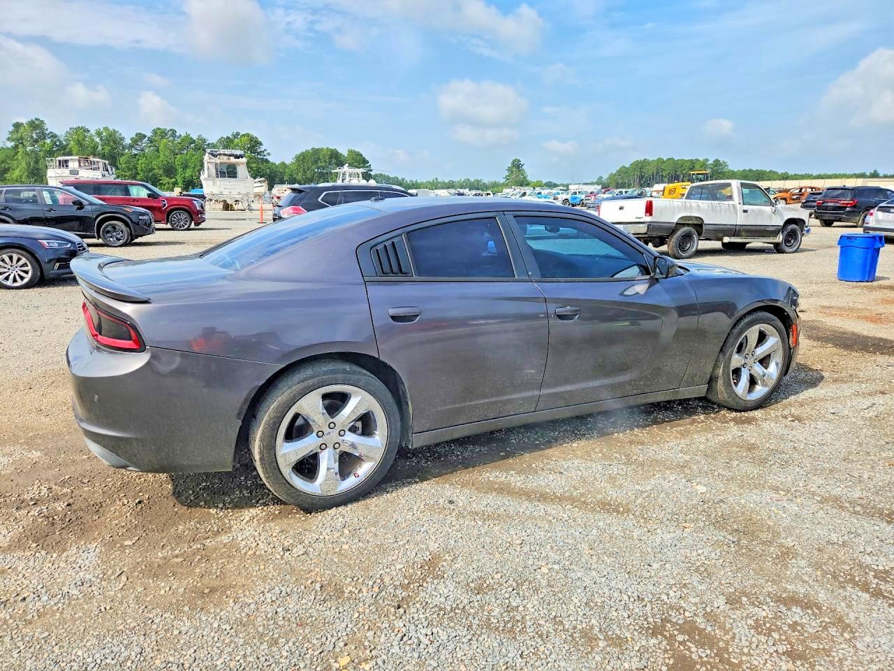 2015 Dodge Charger Se Коричневый vin: 2C3CDXBG8FH812806