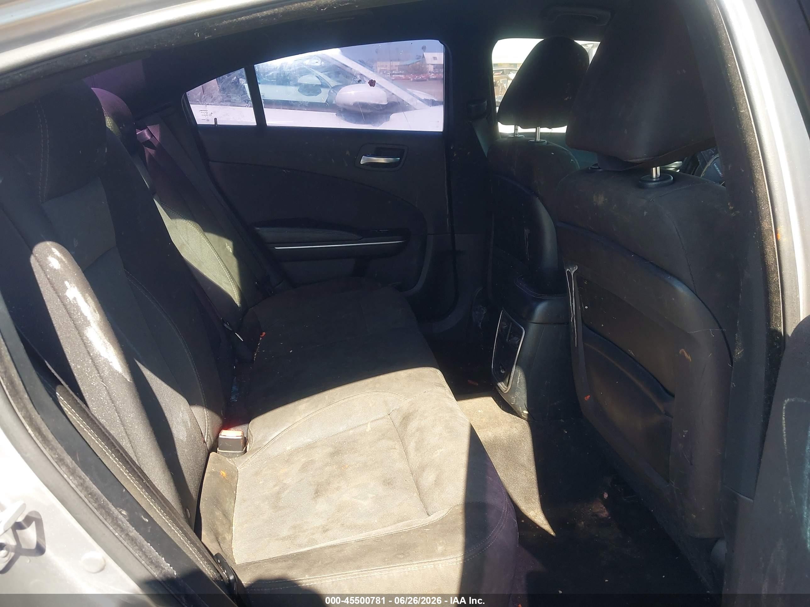 2015 Dodge Charger Se Серебряный vin: 2C3CDXBG8FH826589