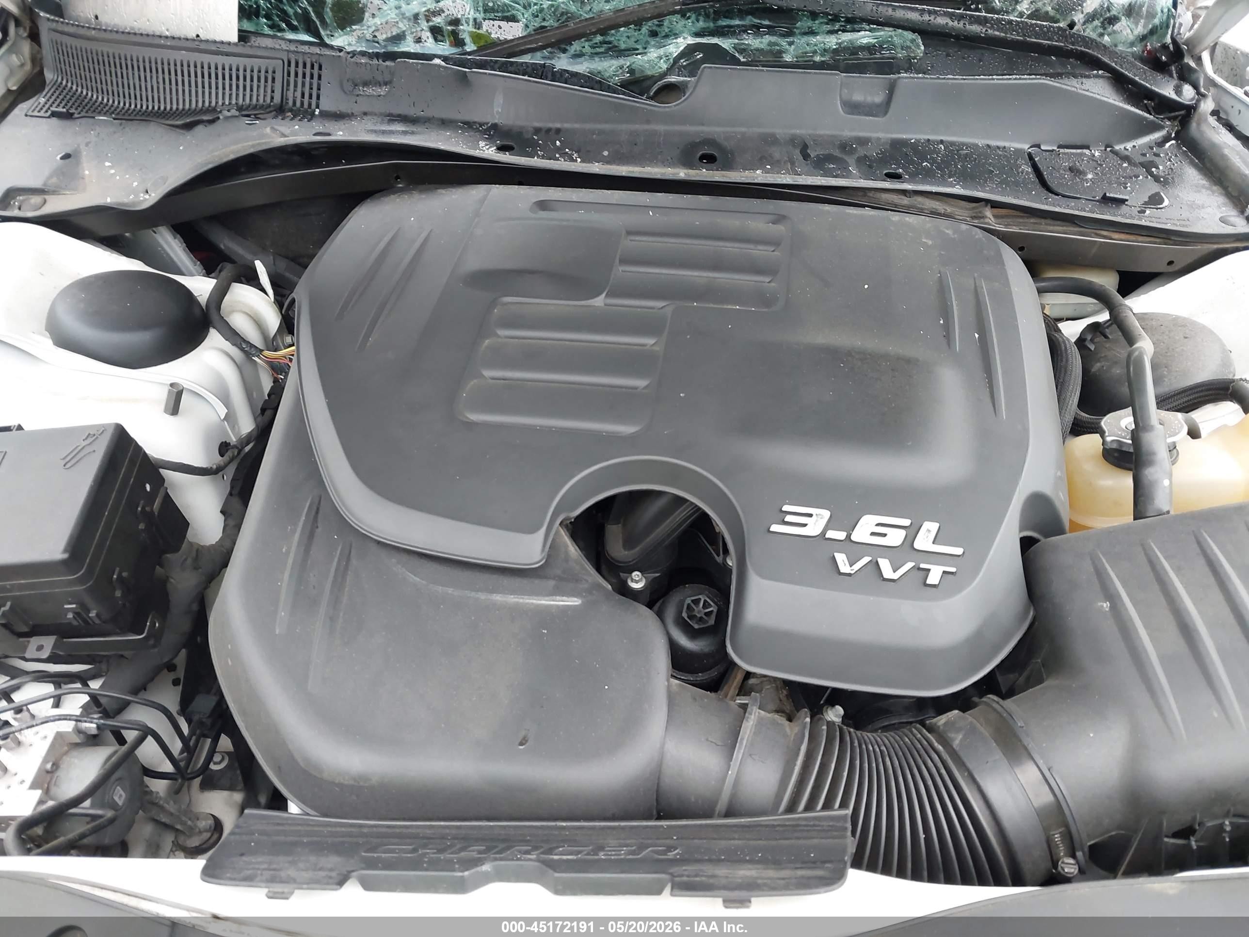 2015 Dodge Charger Se Белый vin: 2C3CDXBG8FH827290