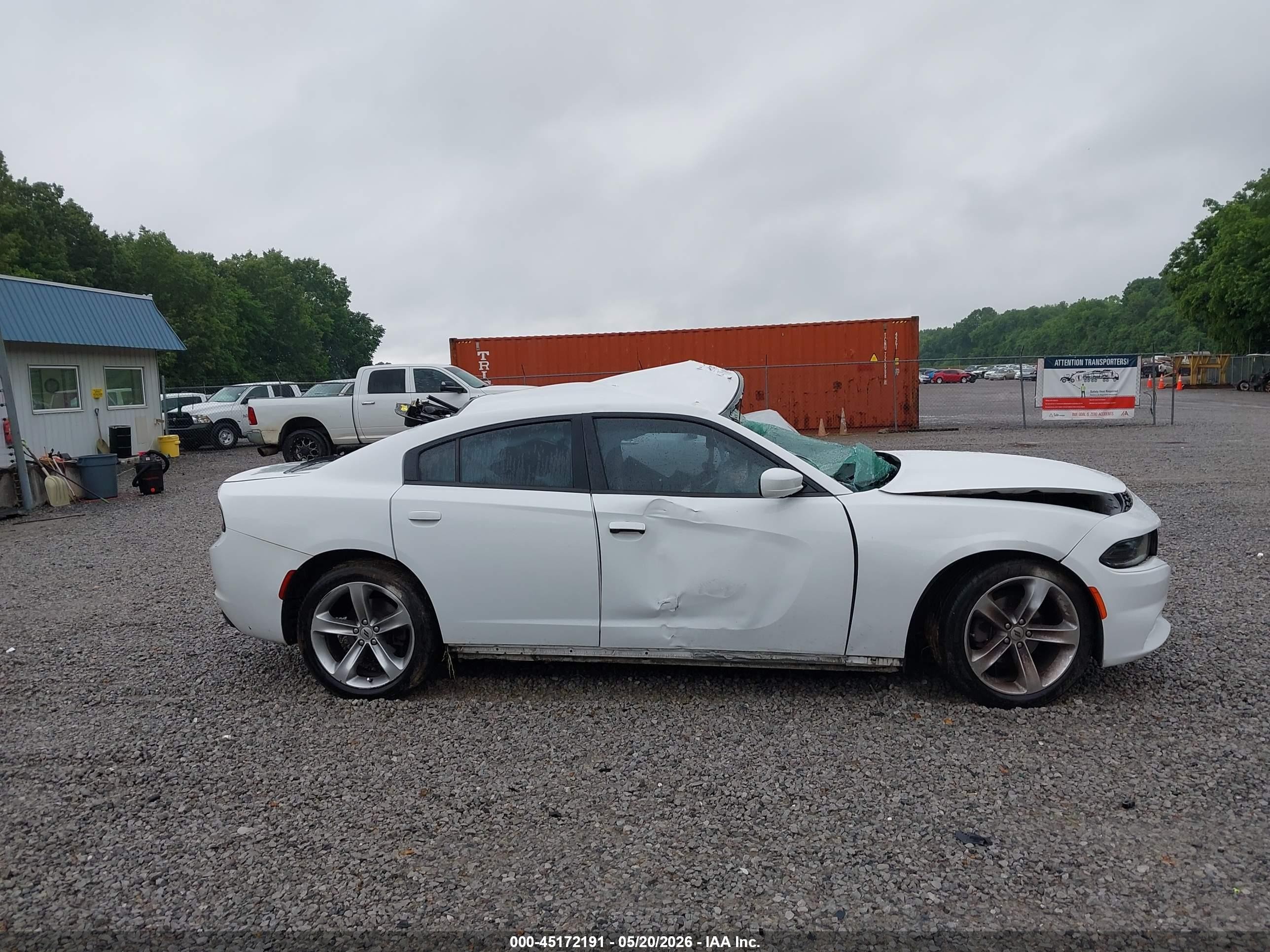 2015 Dodge Charger Se Белый vin: 2C3CDXBG8FH827290