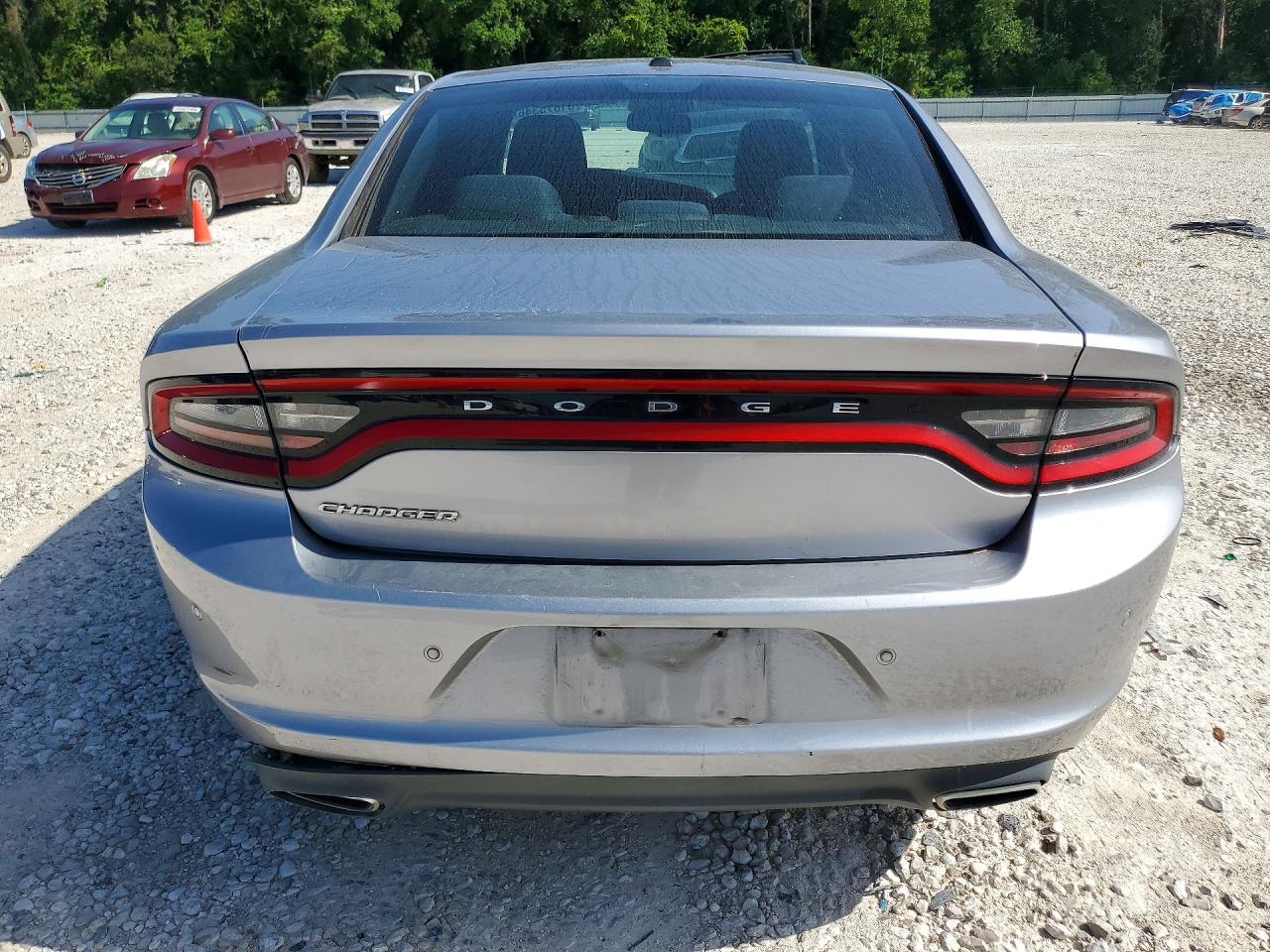 2015 Dodge Charger Se Серебряный vin: 2C3CDXBG8FH881091