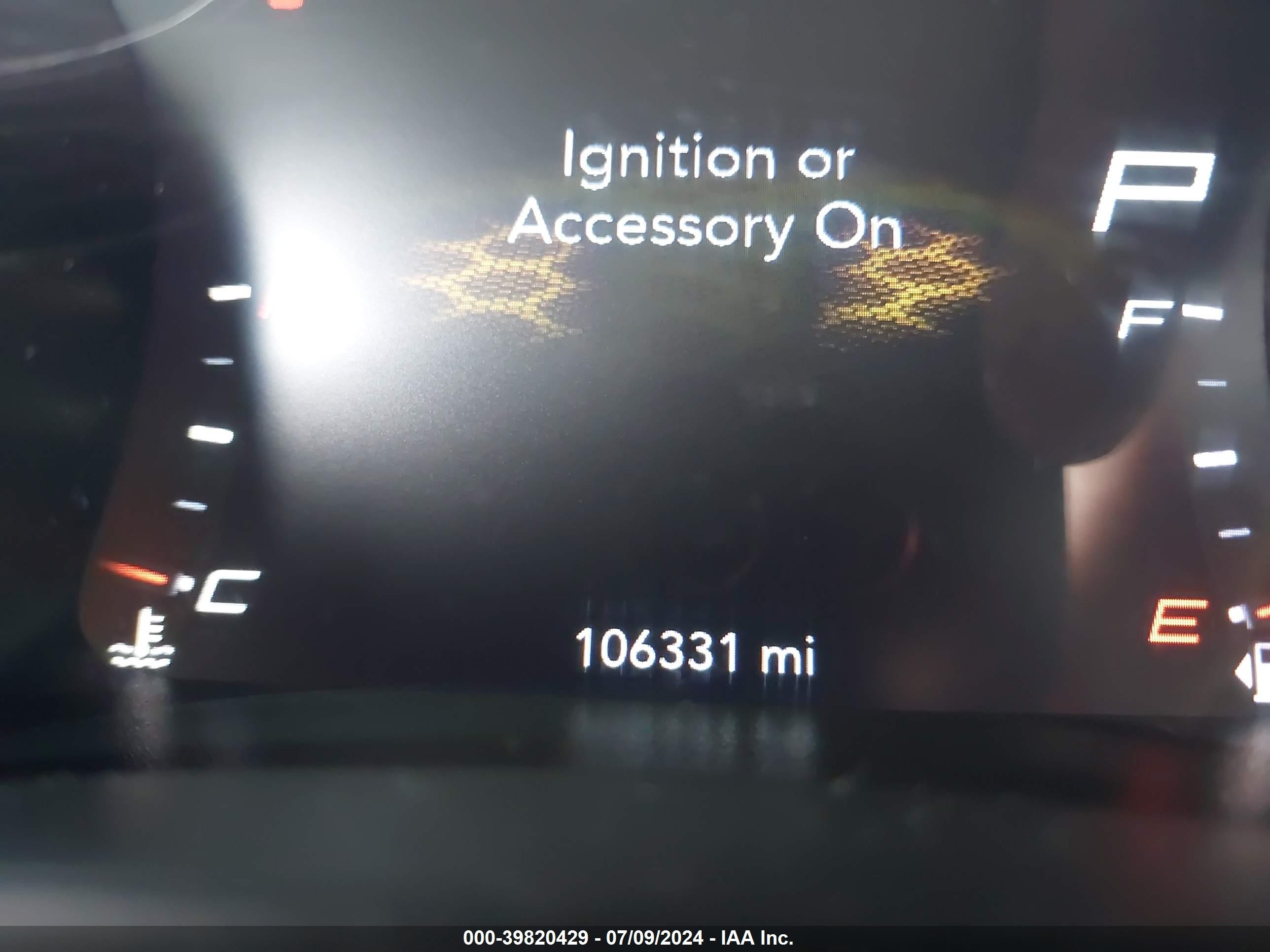 2018 Dodge Charger Sxt Rwd White vin: 2C3CDXBG8JH174243