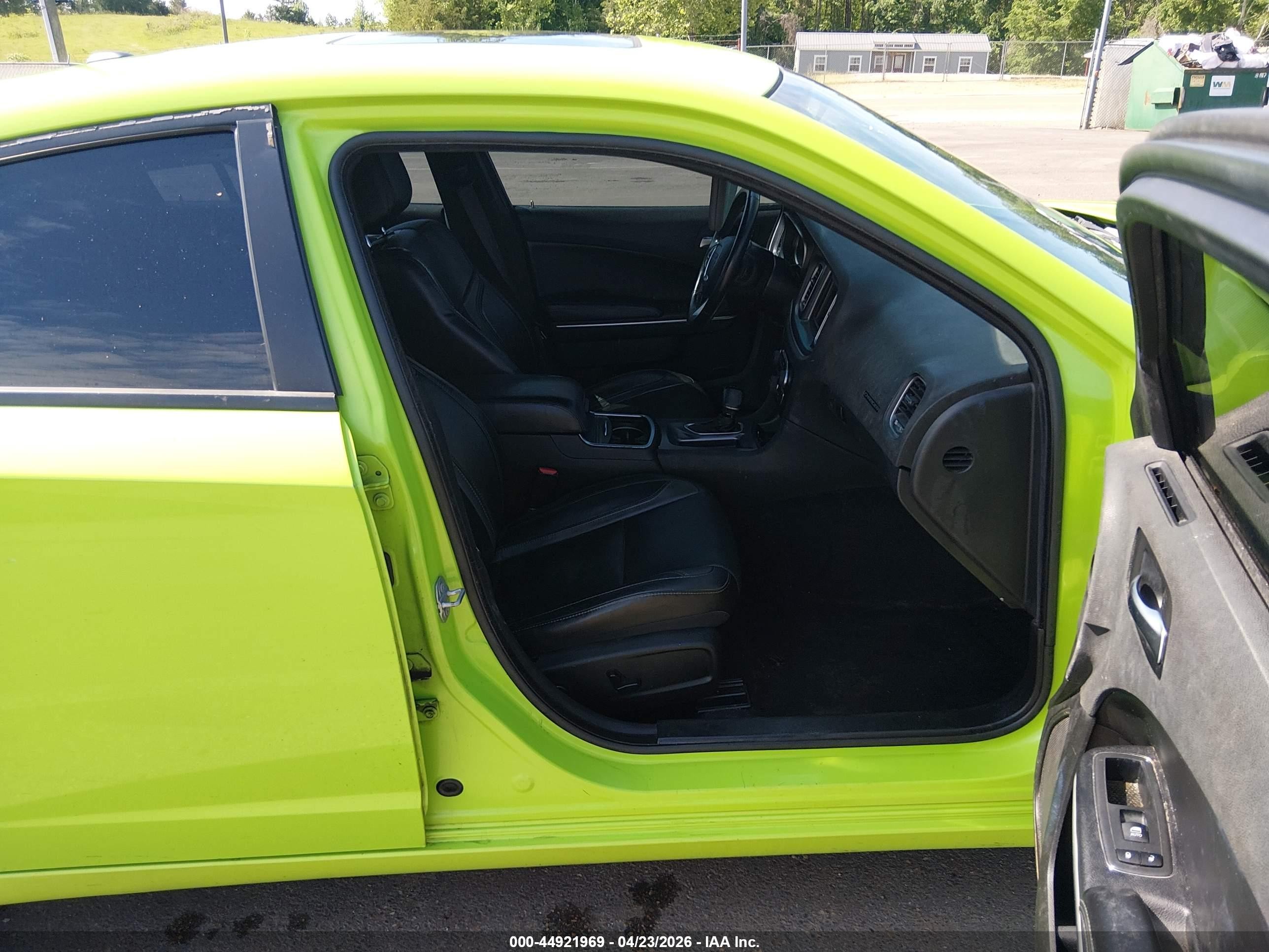 2019 Dodge Charger Sxt Rwd Green vin: 2C3CDXBG8KH652985