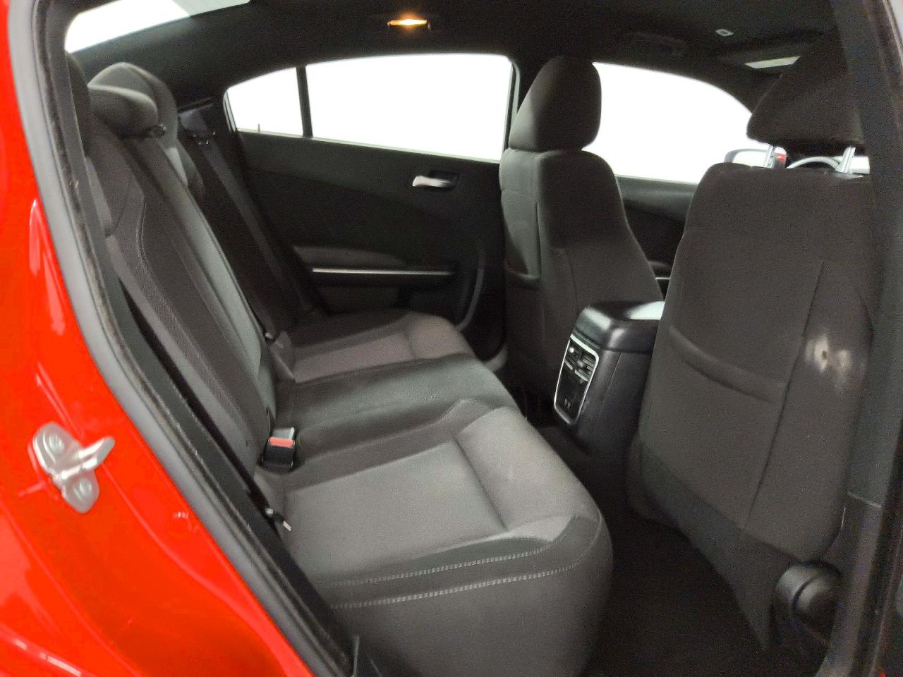 2022 Dodge Charger Sxt Red vin: 2C3CDXBG8NH219459